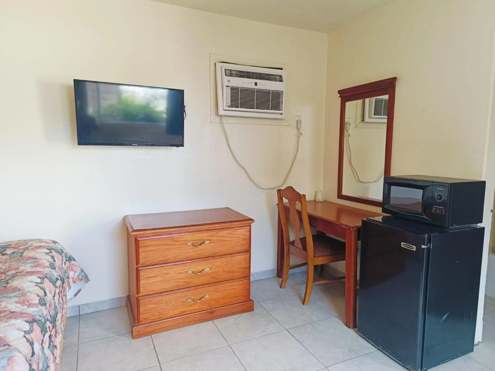 Bedroom in Pen Ann by Capital O Pharr-McAllen TX