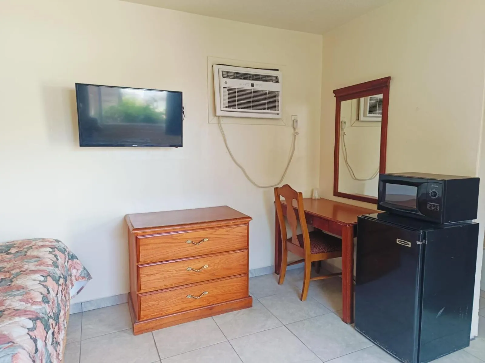 Bedroom in Pen Ann by Capital O Pharr-McAllen TX