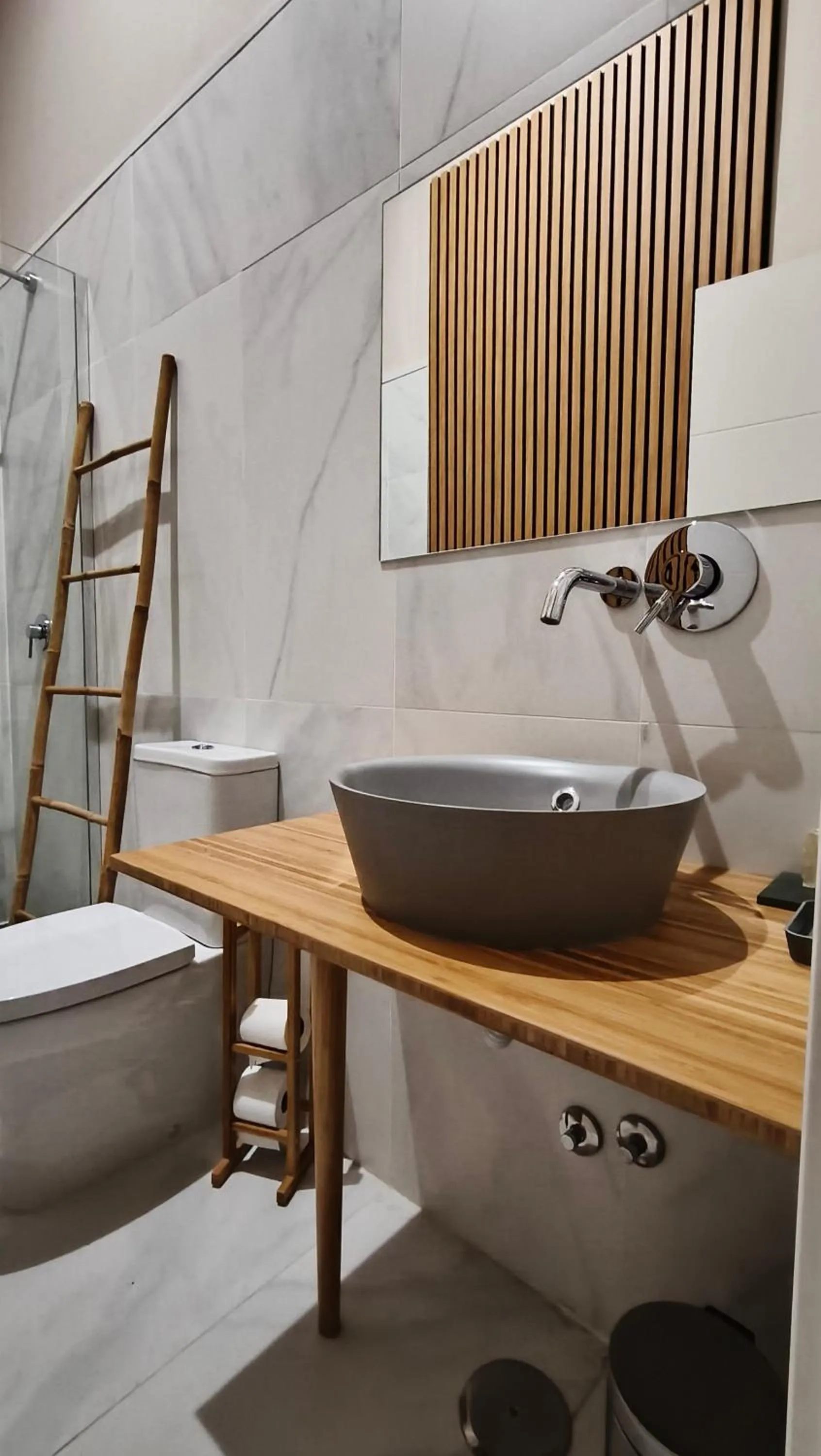 Temple Suites Guesthouse