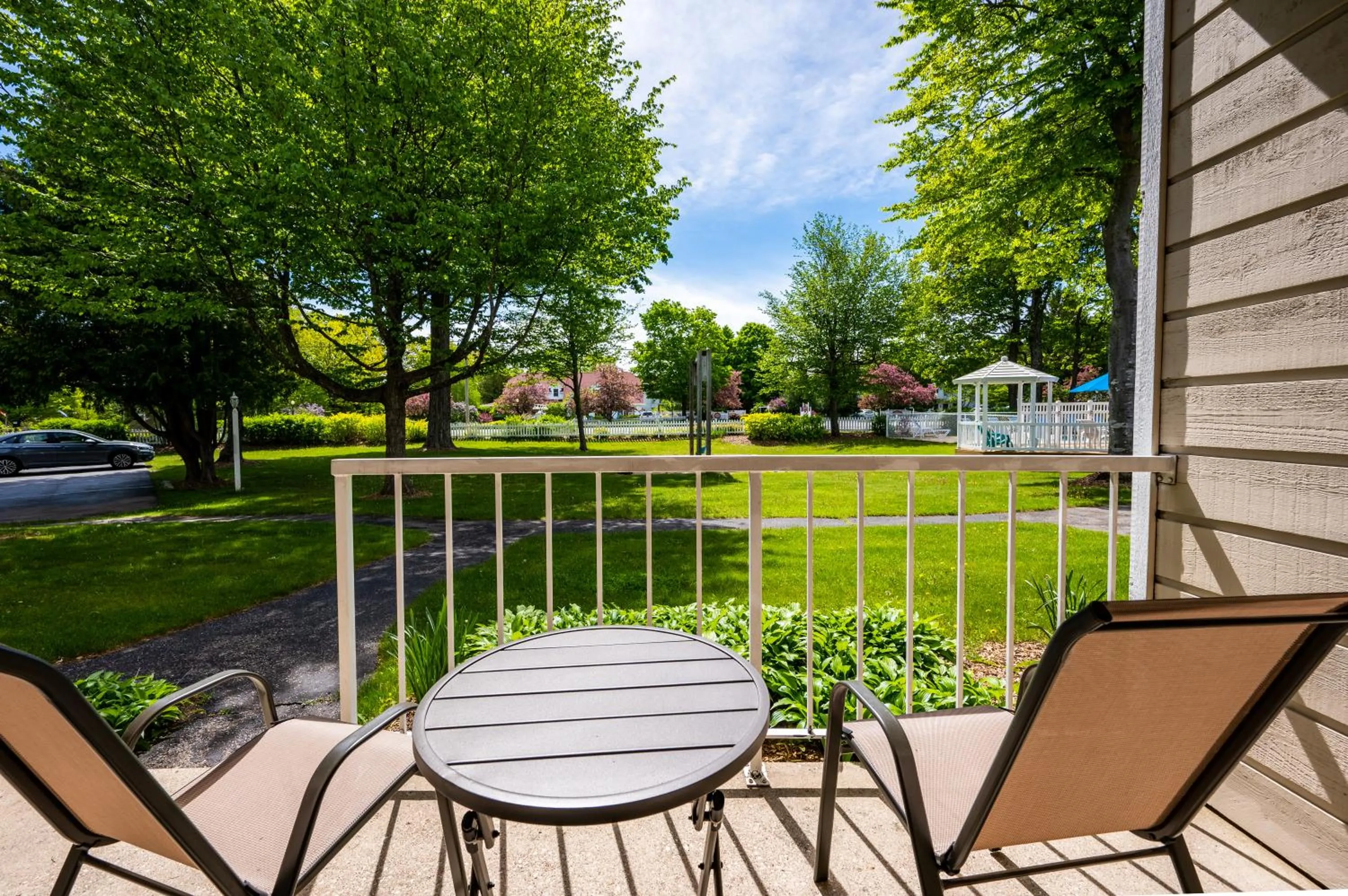 Patio in Somerset Inn & Suites