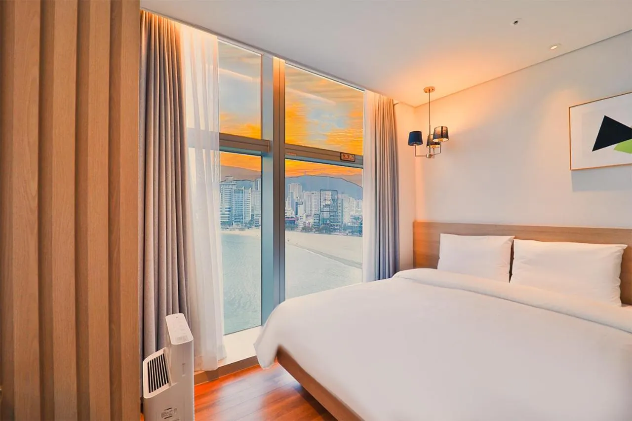 Bedroom, Bed in Ocean 2Heaven Hotel Busan