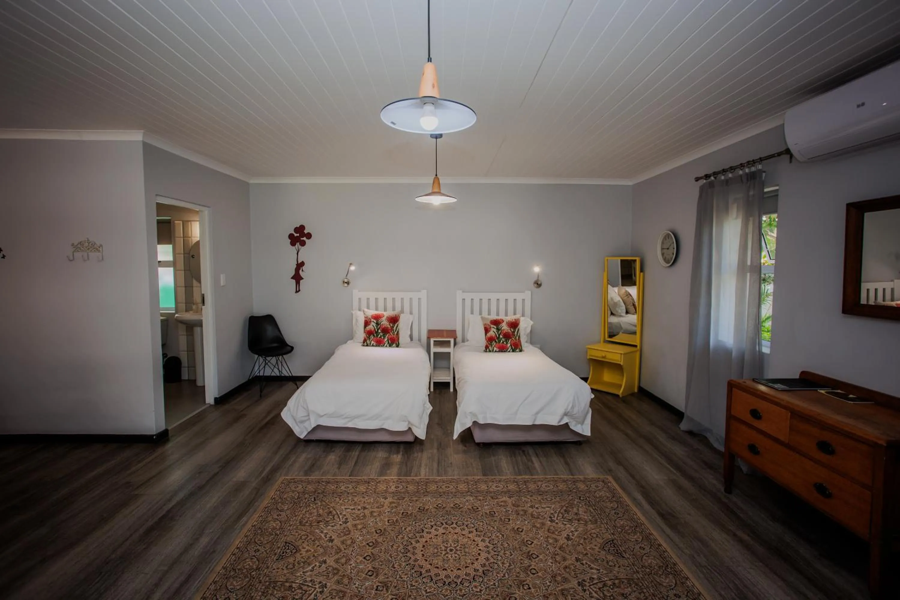 Bed in Aan de Eike Guest House