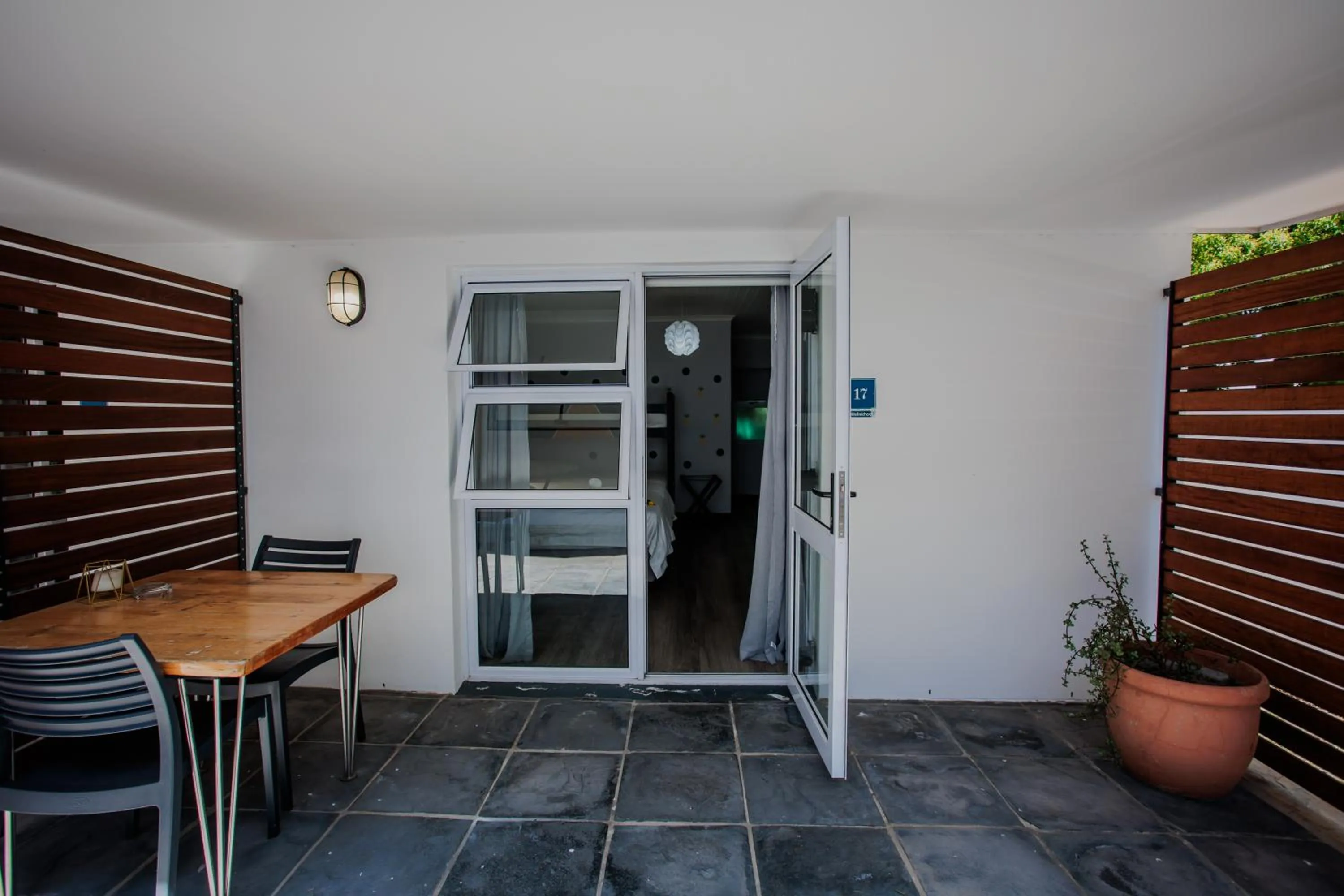 Facade/entrance in Aan de Eike Guest House