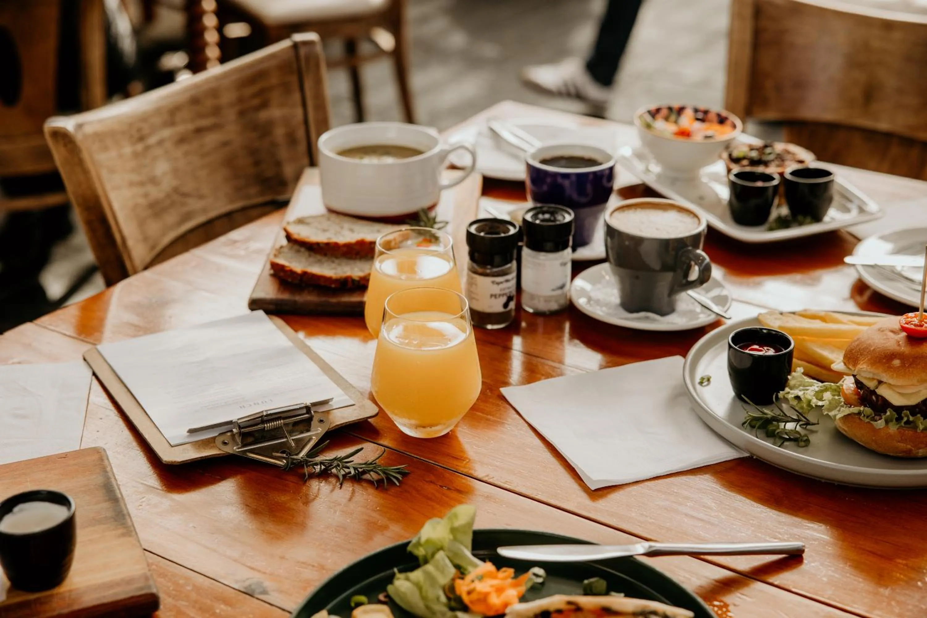 Restaurant/places to eat in Aan de Eike Guest House