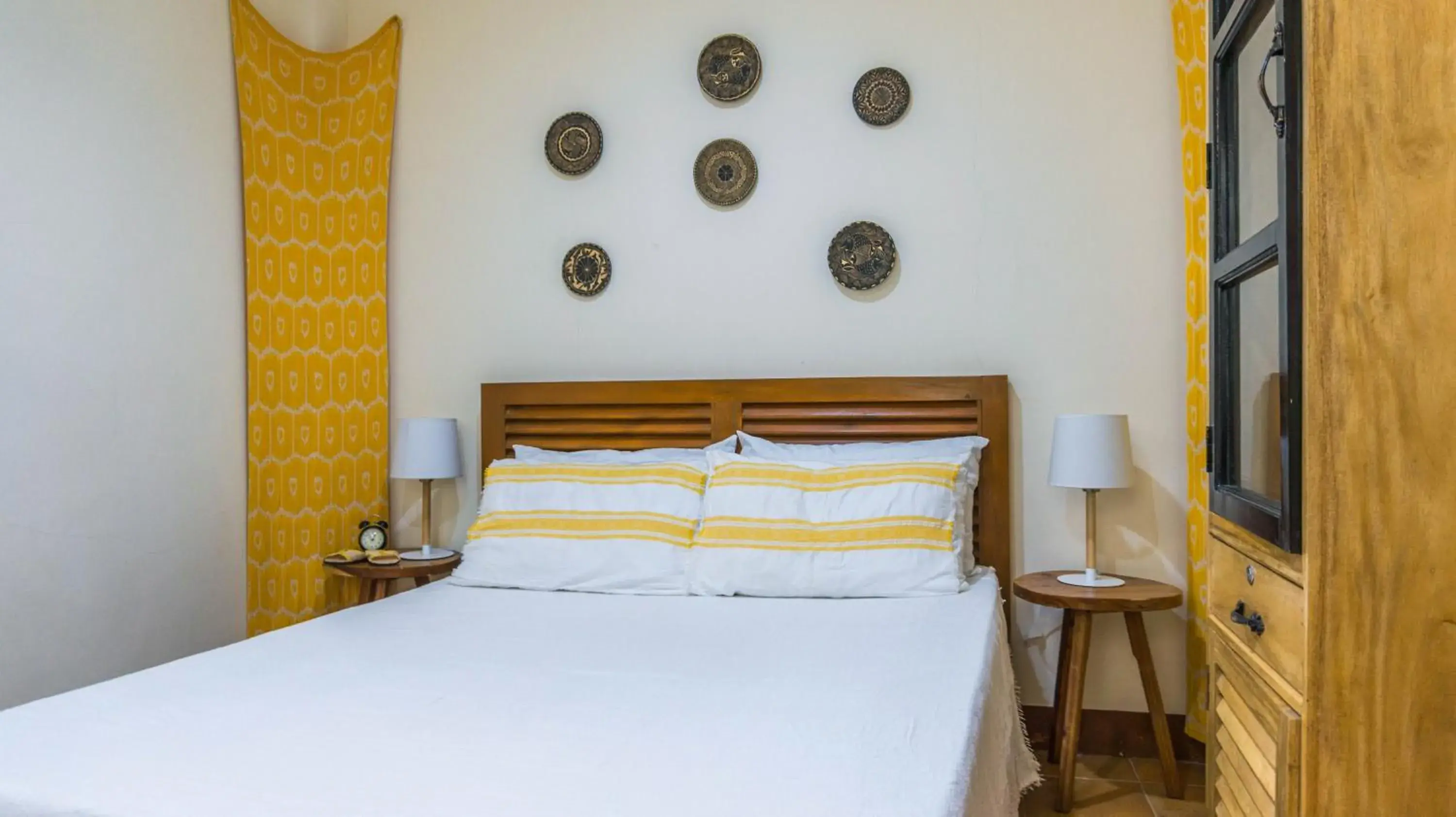 Deluxe Double Room with Shower in Talisay Boutique Hotel Deluxe Double Room with Shower in Talisay Boutique Hotel