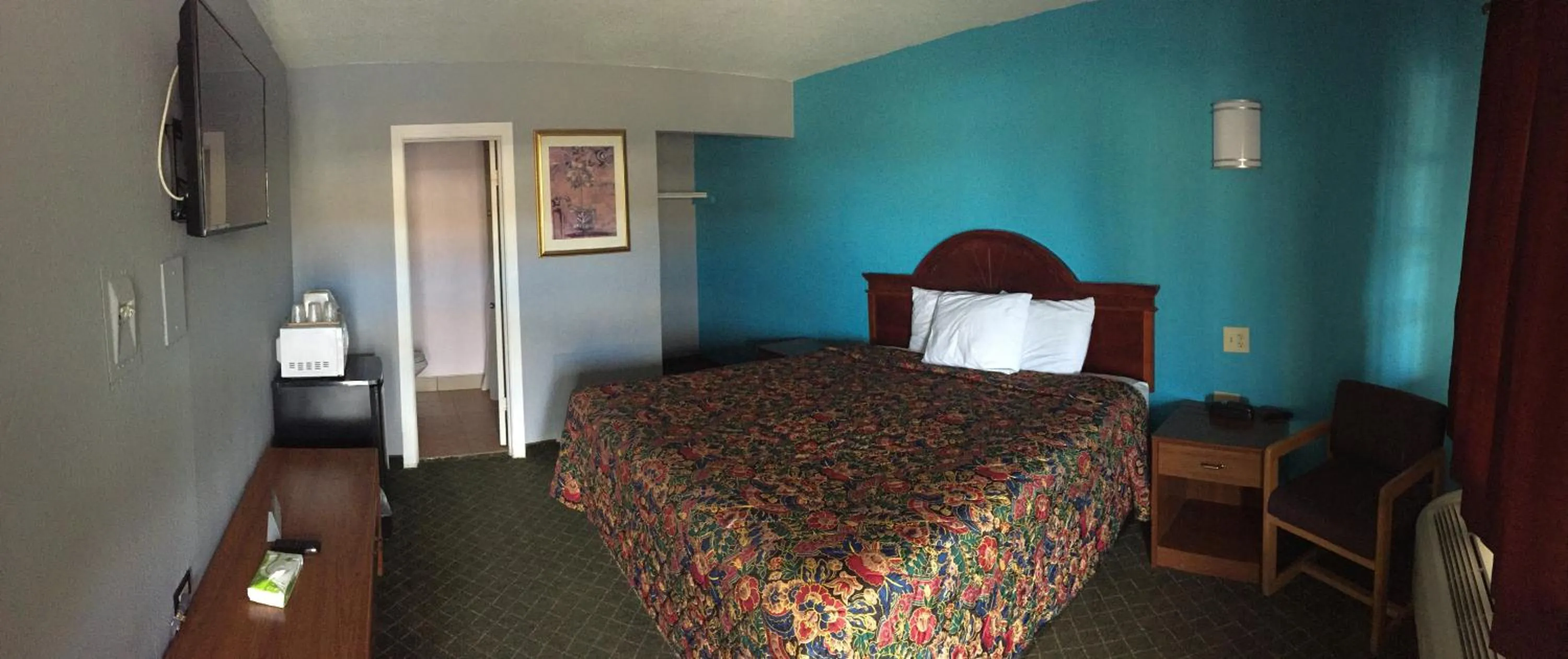 Bedroom, Bed in Mayo Inn