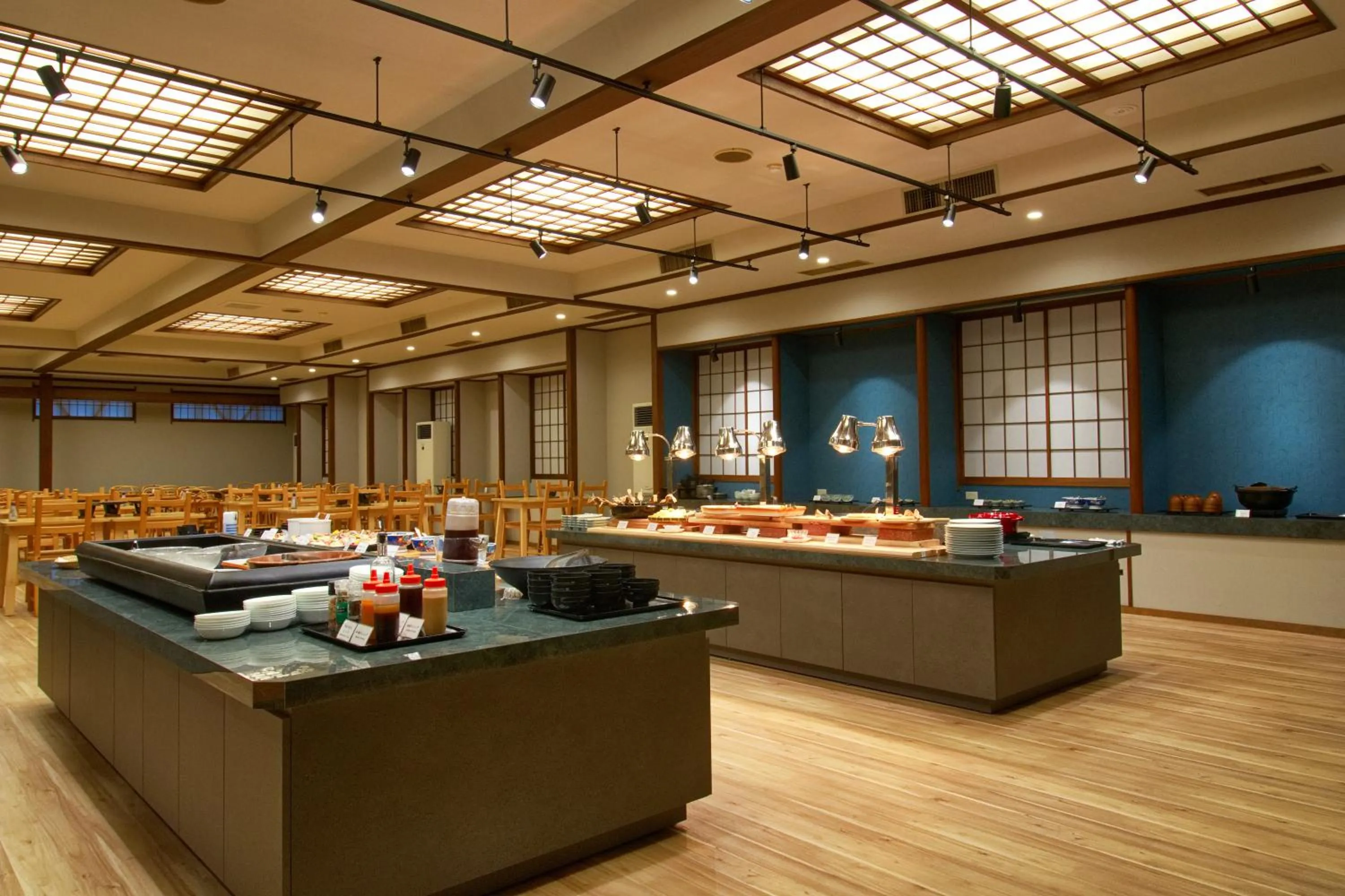 Restaurant/places to eat in Hotel&Resort Yamanouchi Hills