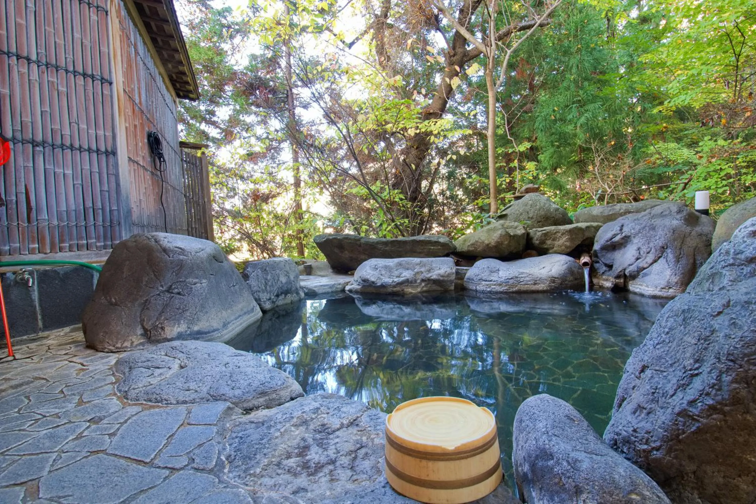 Open Air Bath in Hotel&Resort Yamanouchi Hills