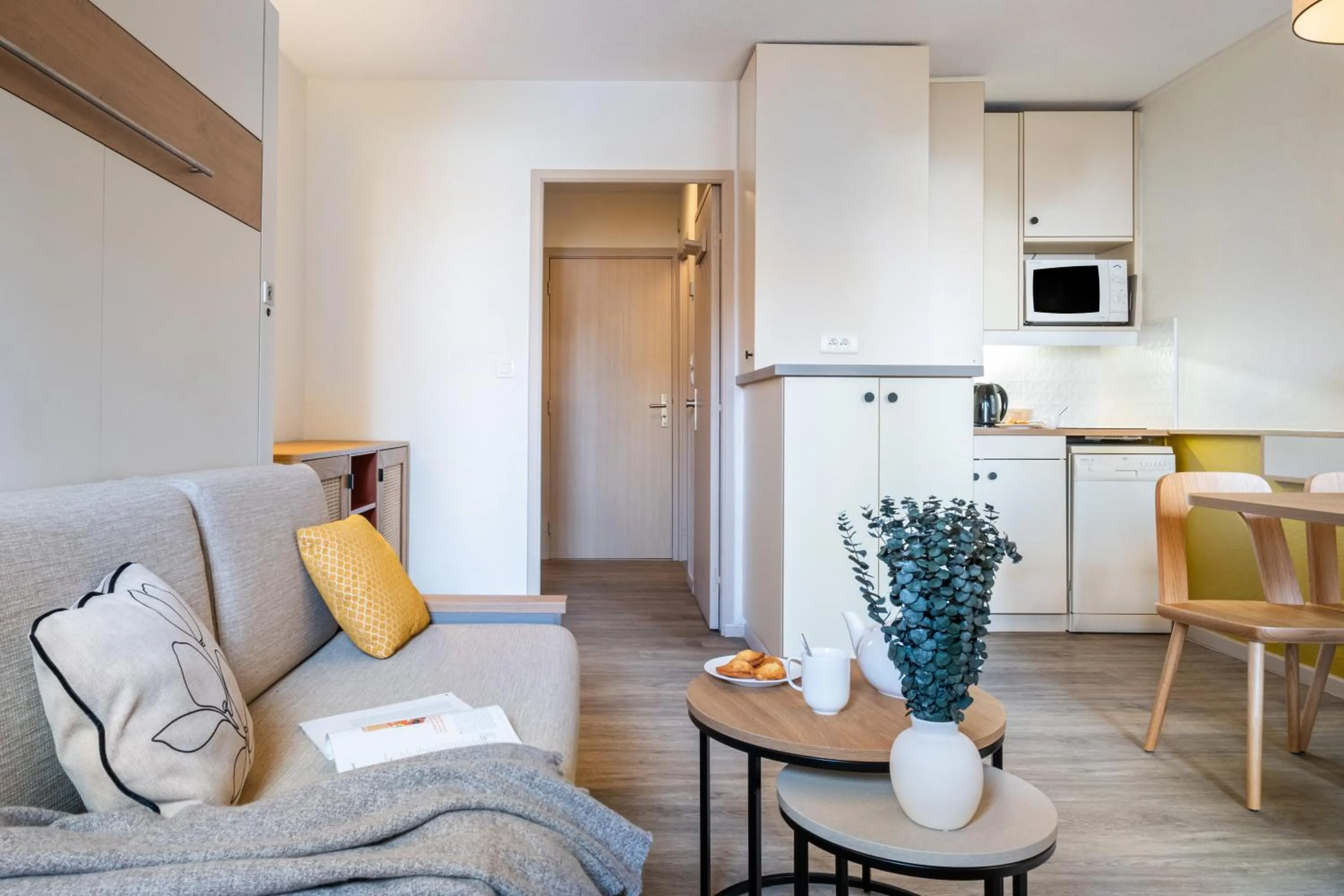 Kitchen or kitchenette in Résidence Pierre & Vacances Les Citronniers