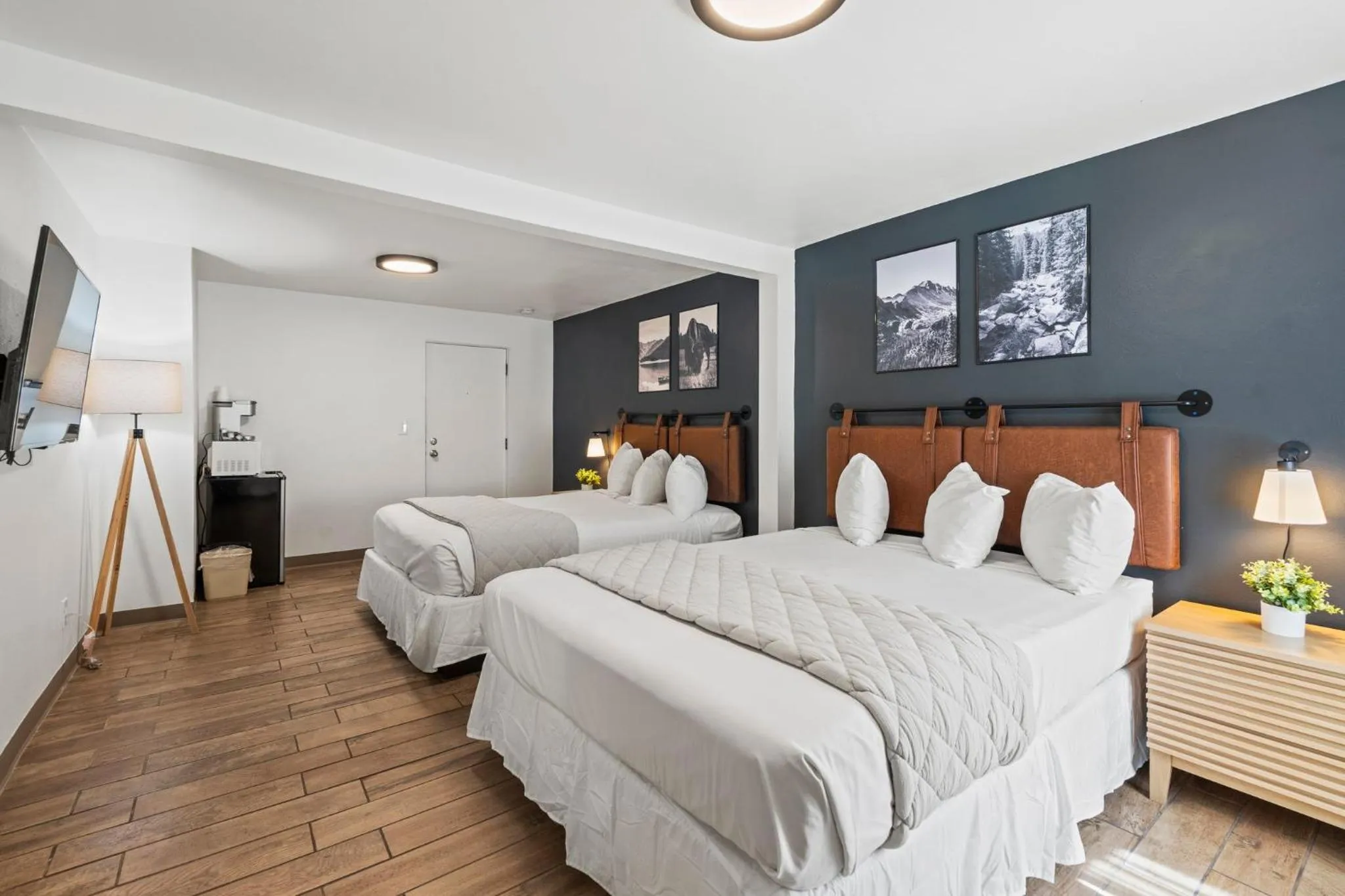 Bed in Adventure Inn Durango