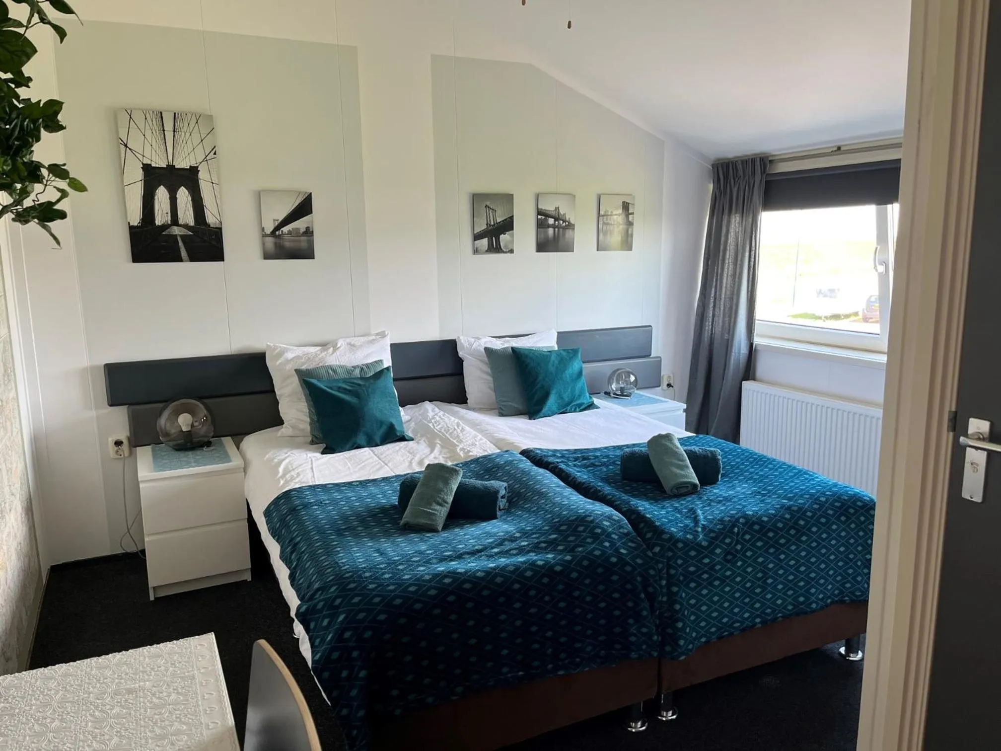 Bed in Hotel Dijkzicht