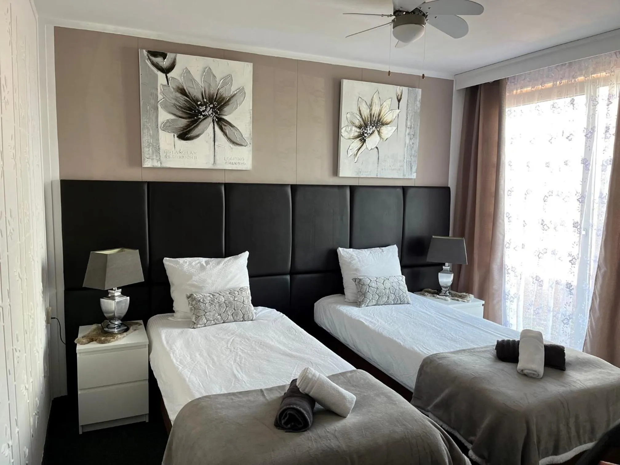 Bed in Hotel Dijkzicht