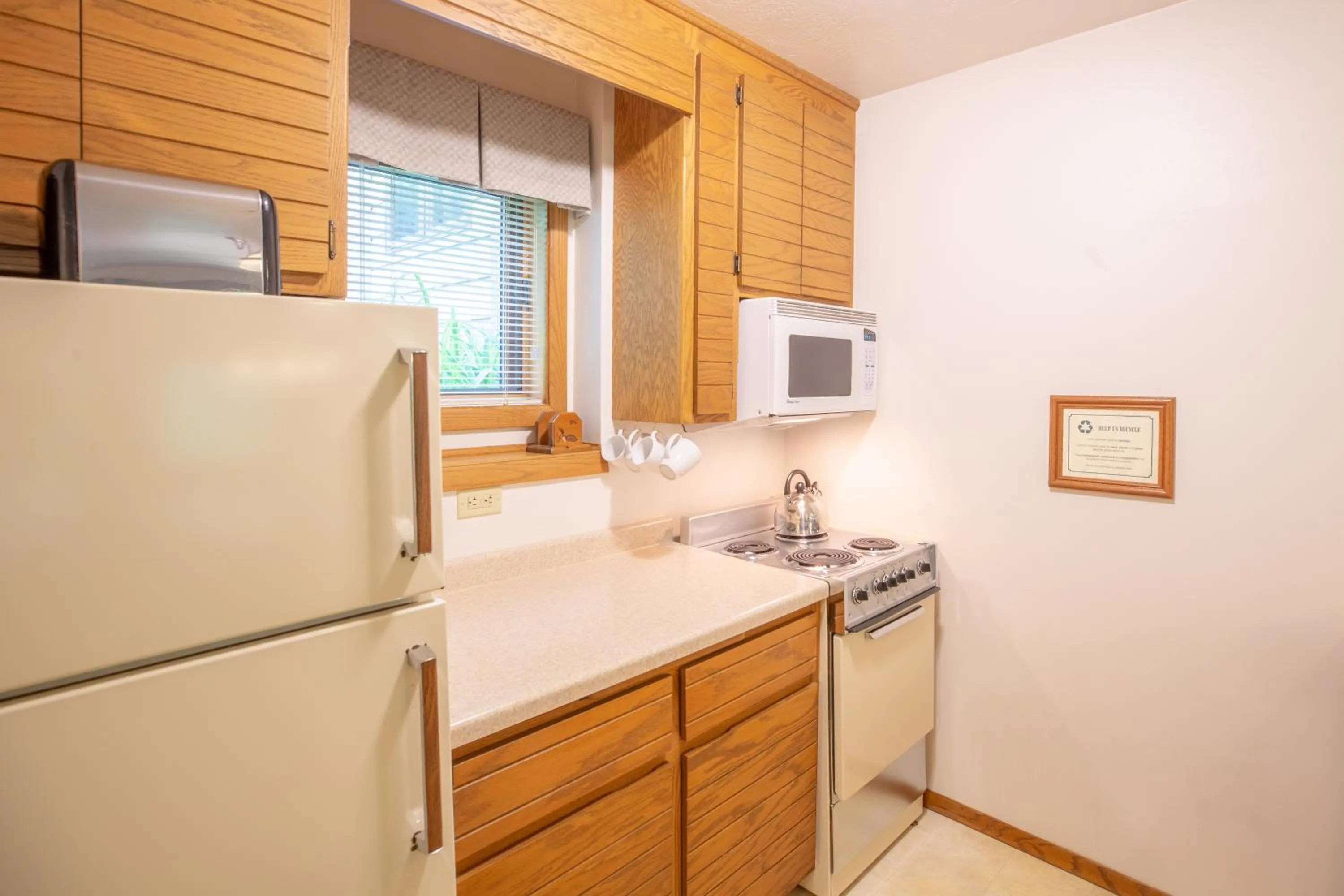 Kitchen or kitchenette in The Inn at Little Sister Hill