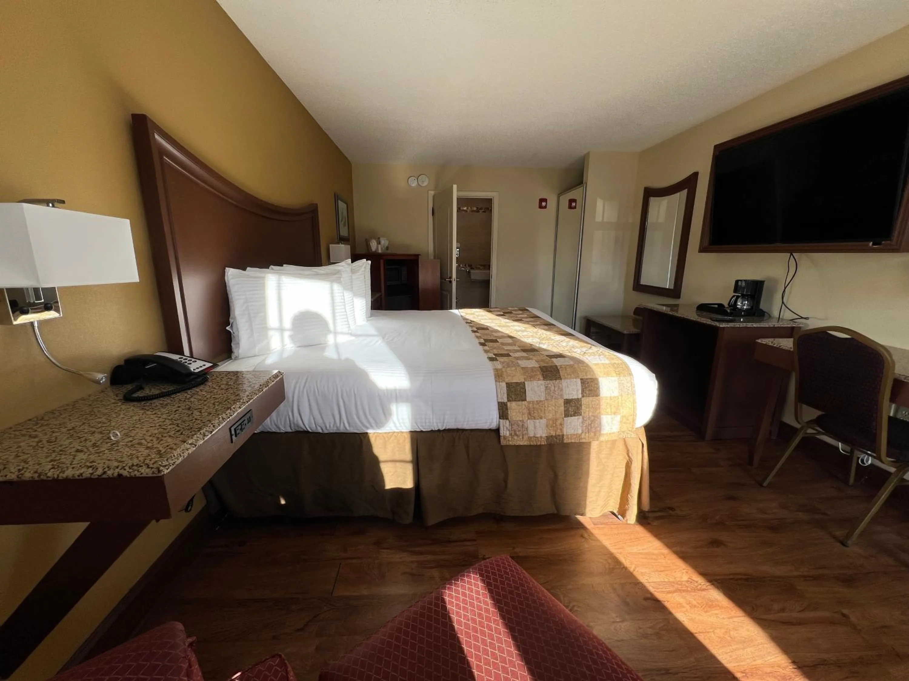 Atkinson Inn & Suites