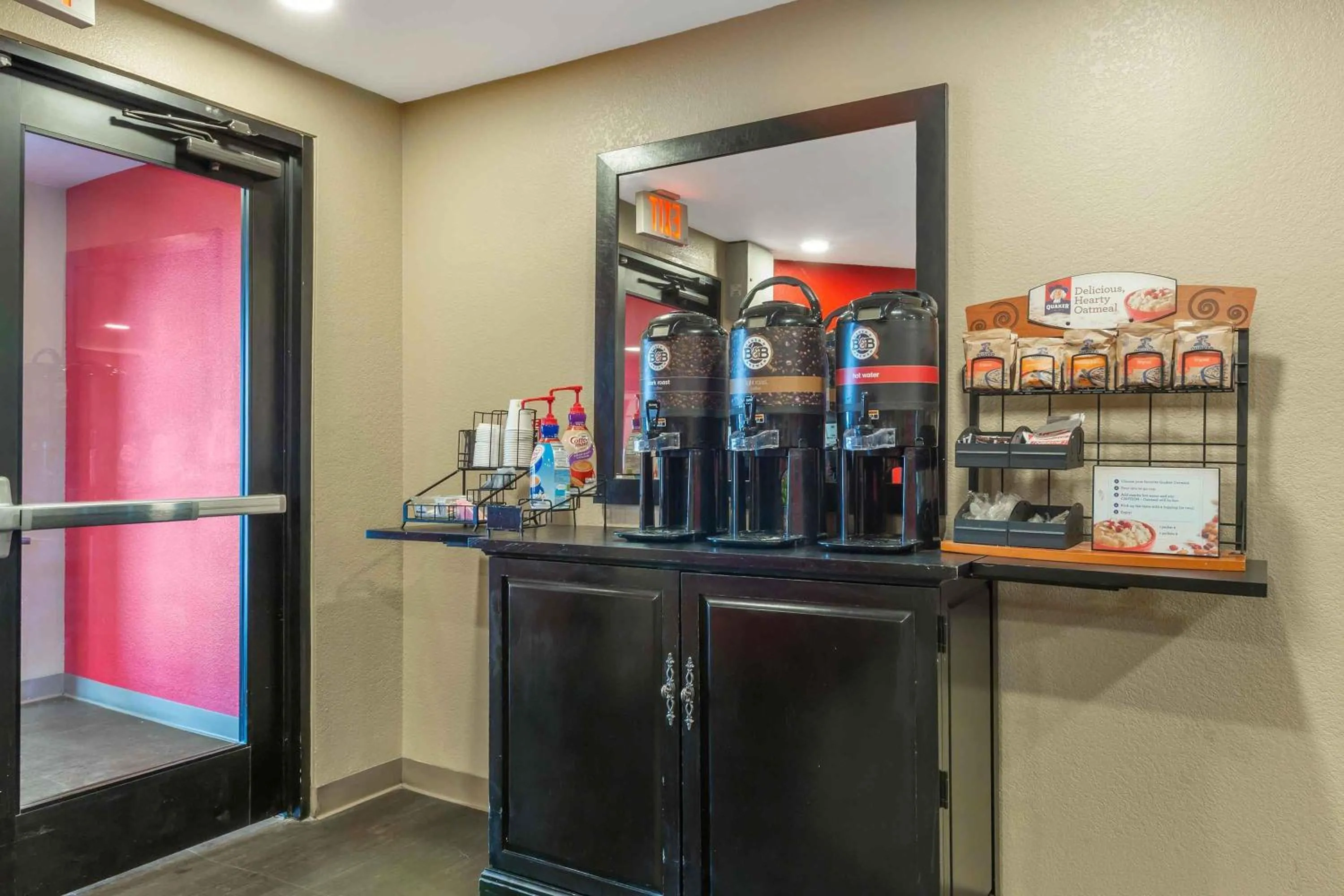 Breakfast in Extended Stay America Suites - Phoenix - Mesa