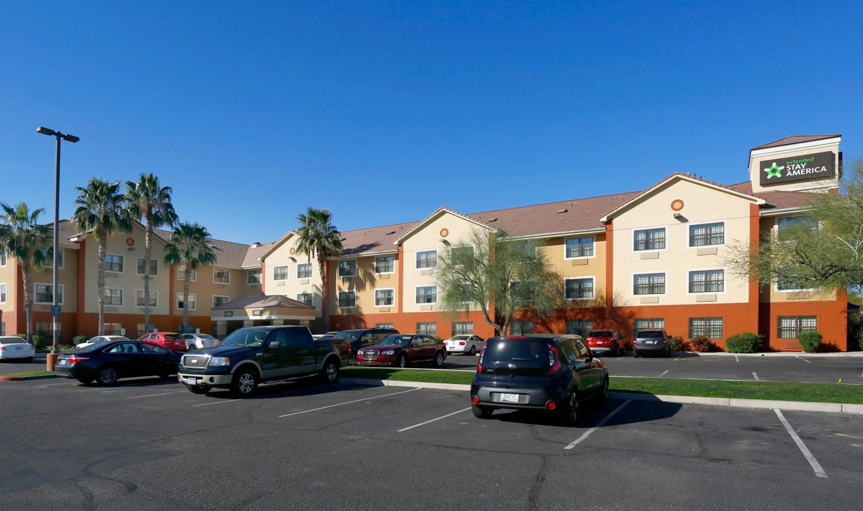 Property building in Extended Stay America Suites - Phoenix - Mesa