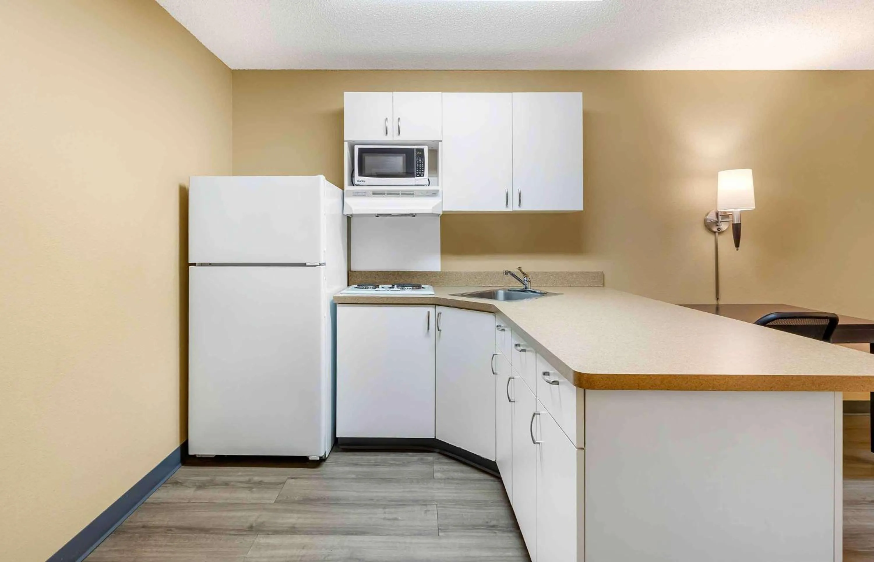 Kitchen or kitchenette in Extended Stay America Suites - Billings - West End