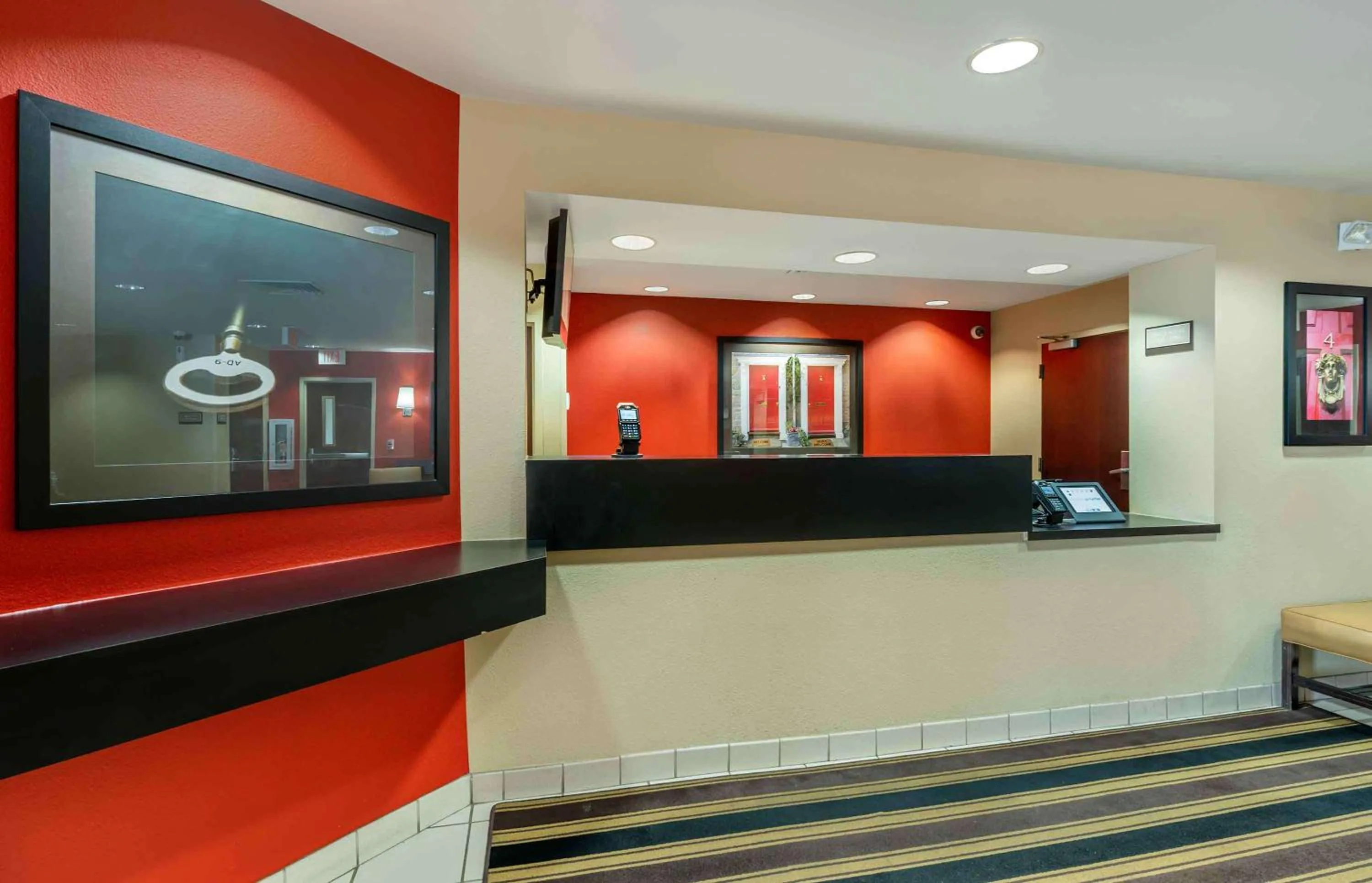 Lobby or reception in Extended Stay America Suites - South Bend - Mishawaka - North