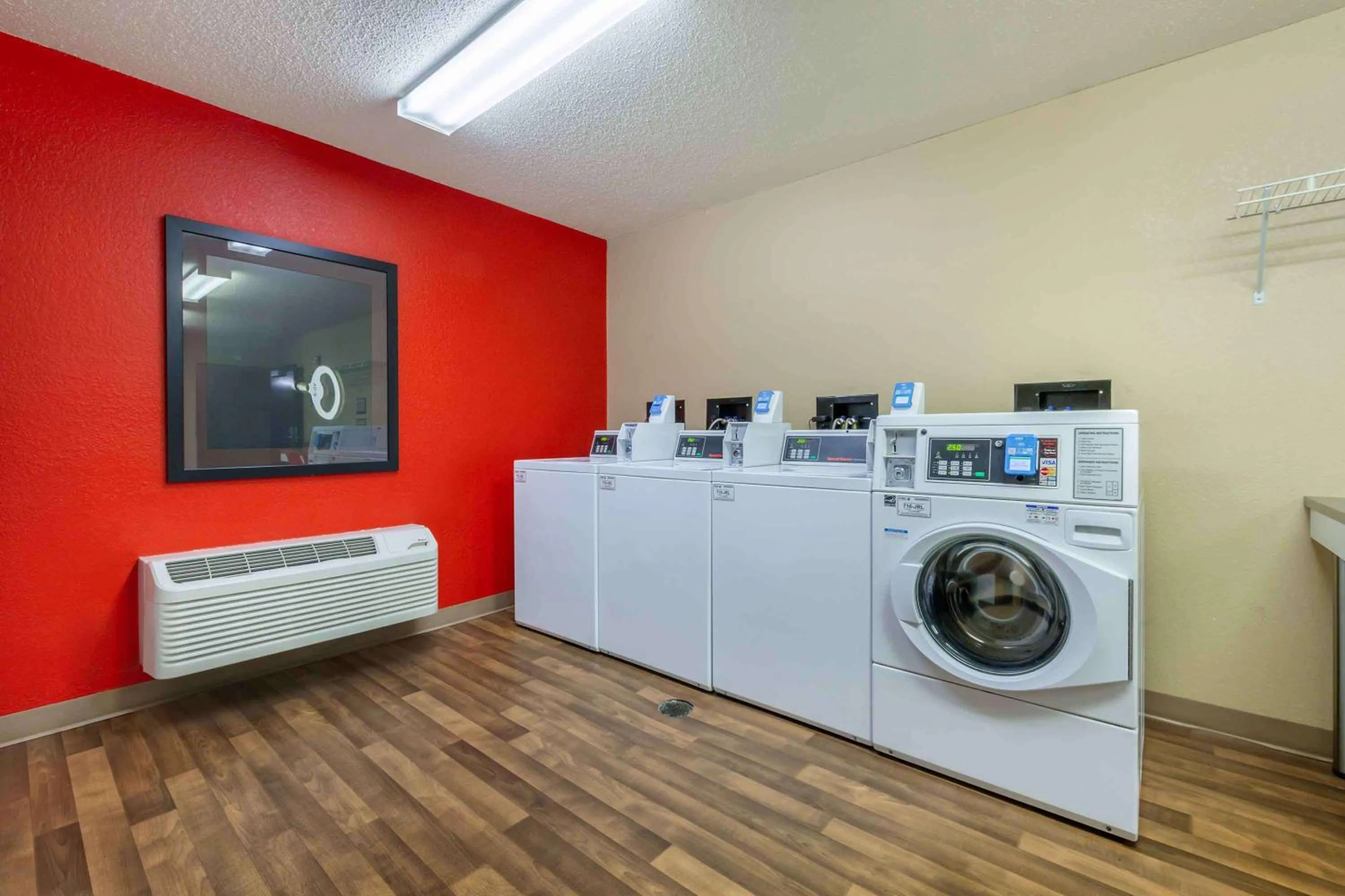 Property building in Extended Stay America Suites - Rockford - I-90