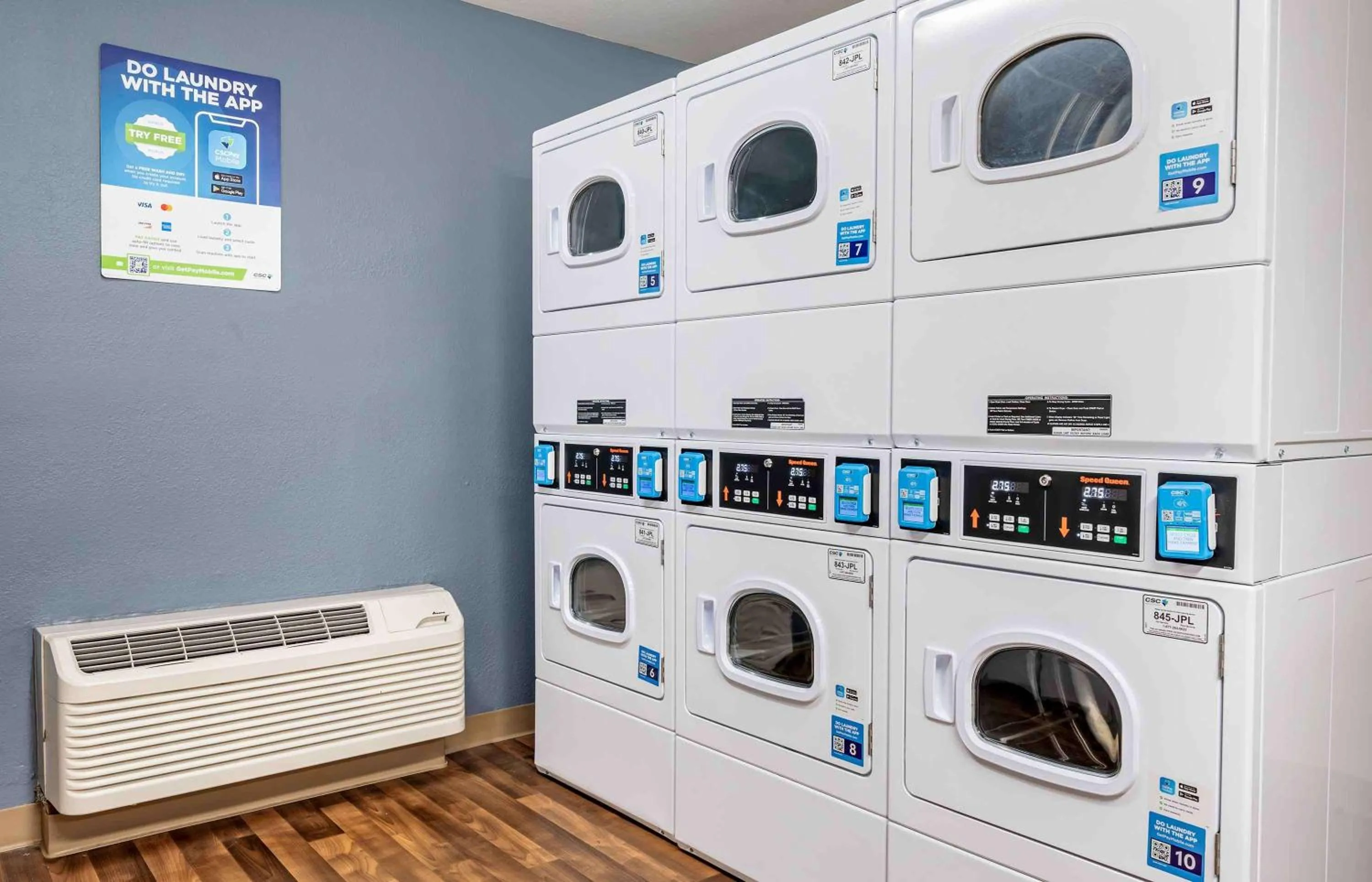 Property building in Extended Stay America Suites - Dayton - North