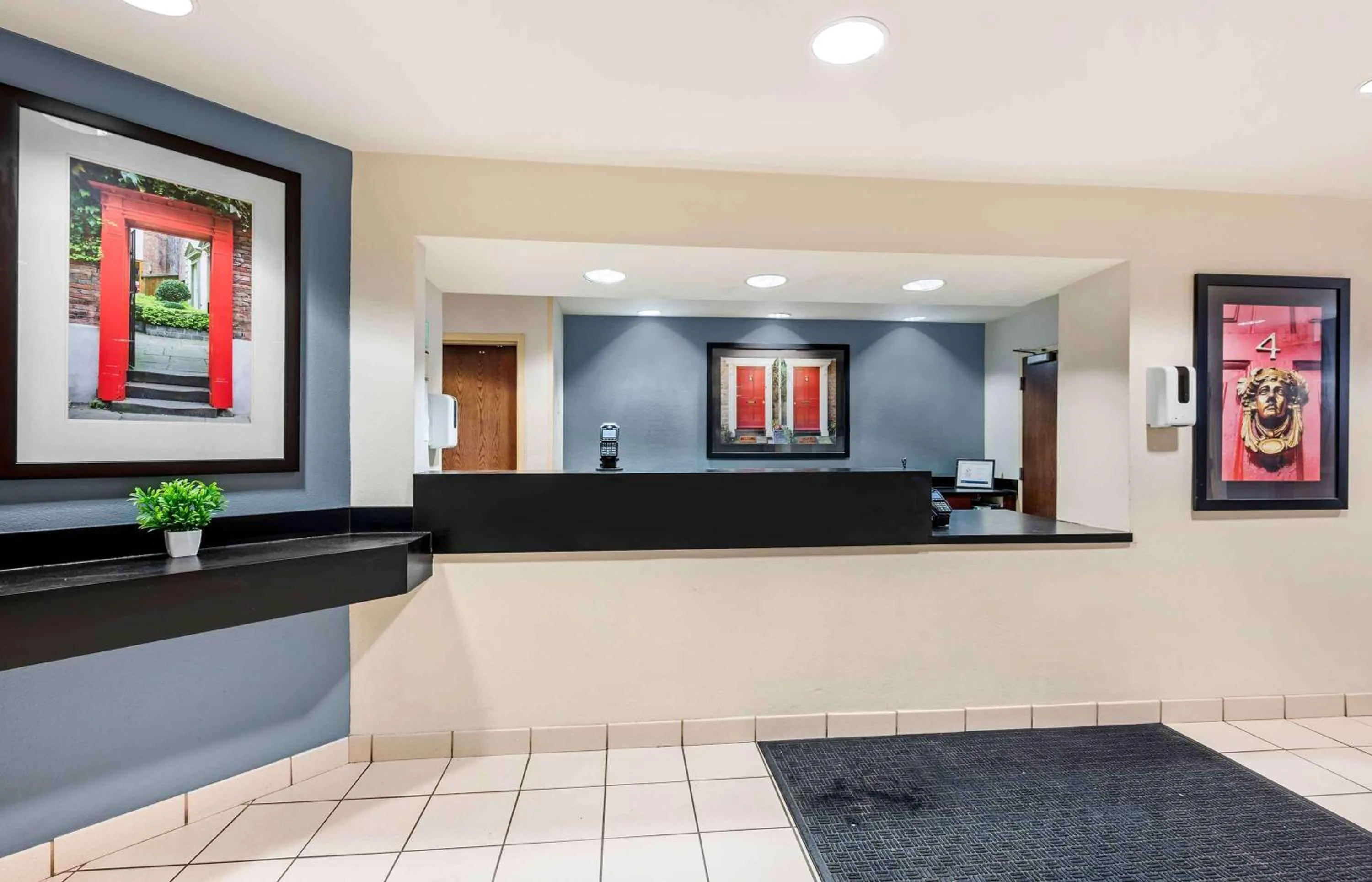 Lobby or reception in Extended Stay America Suites - Dayton - North