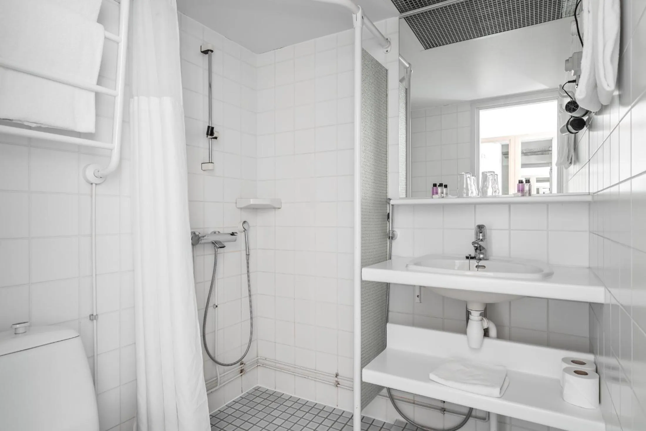 Bathroom in Teatterihotelli Riihimäki