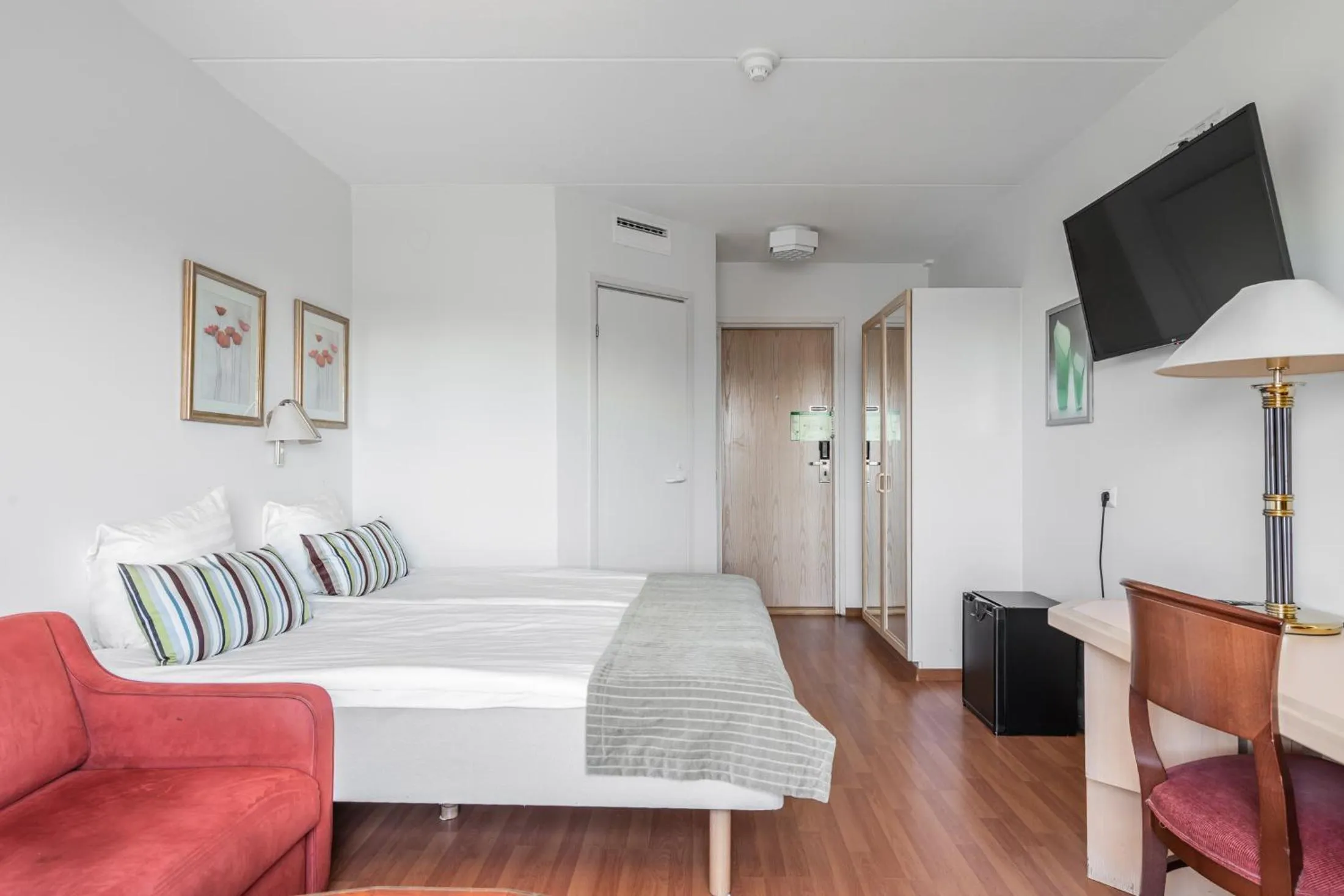 Bedroom, Bed in Teatterihotelli Riihimäki