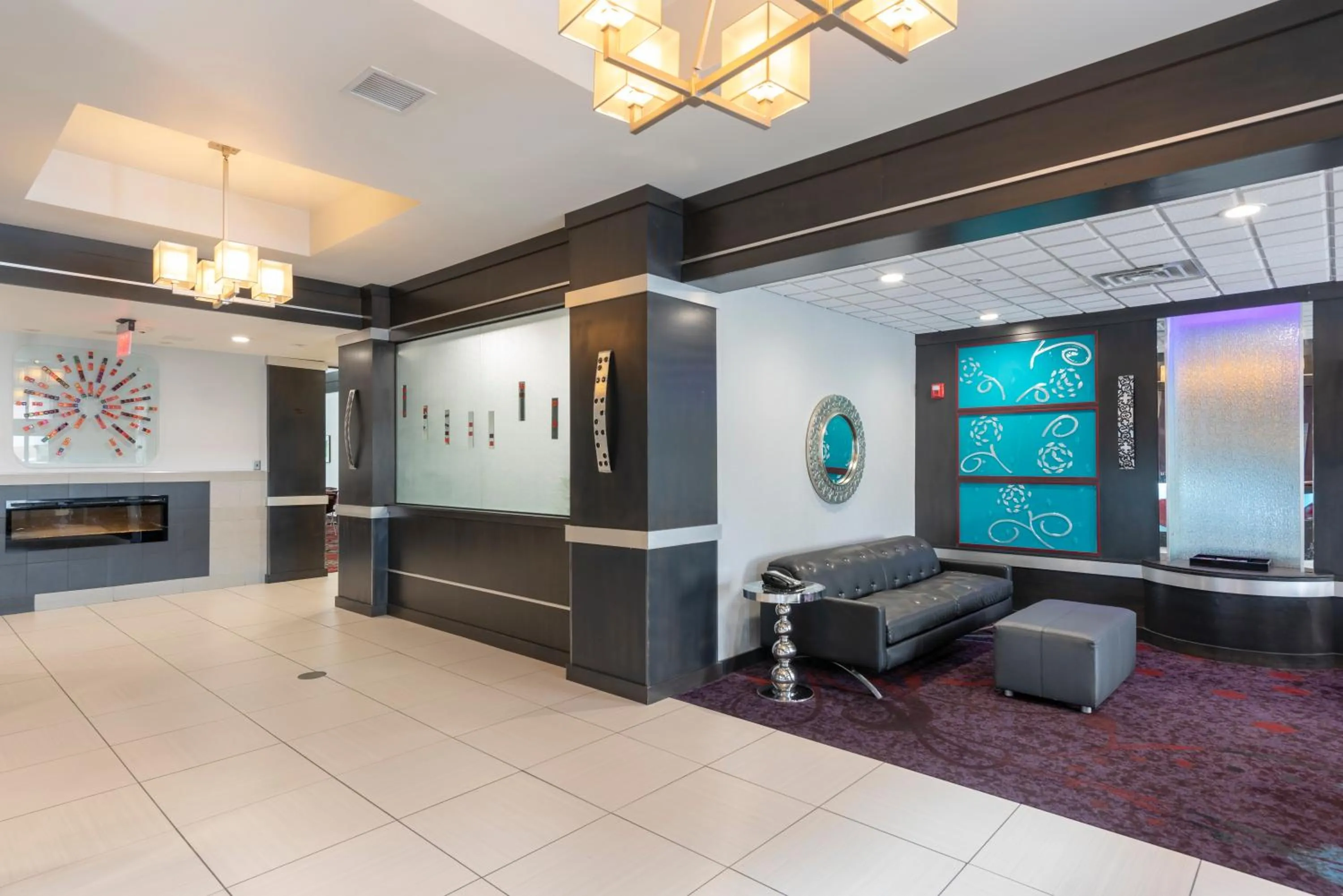 Property building in Holiday Inn Express & Suites Columbus - Polaris, an IHG Hotel
