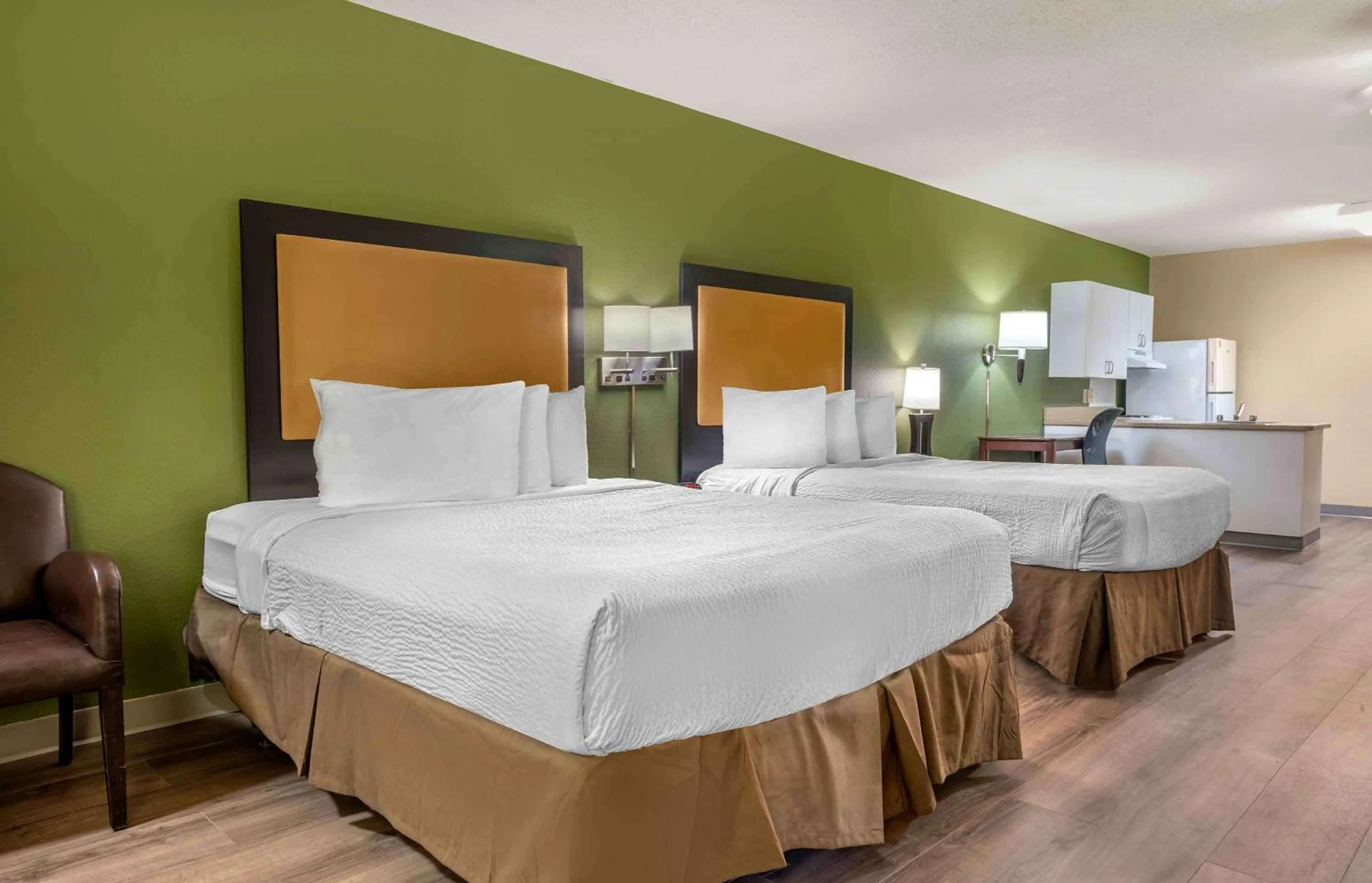 Bedroom, Bed in Extended Stay America Suites - Columbia - Columbia Parkway