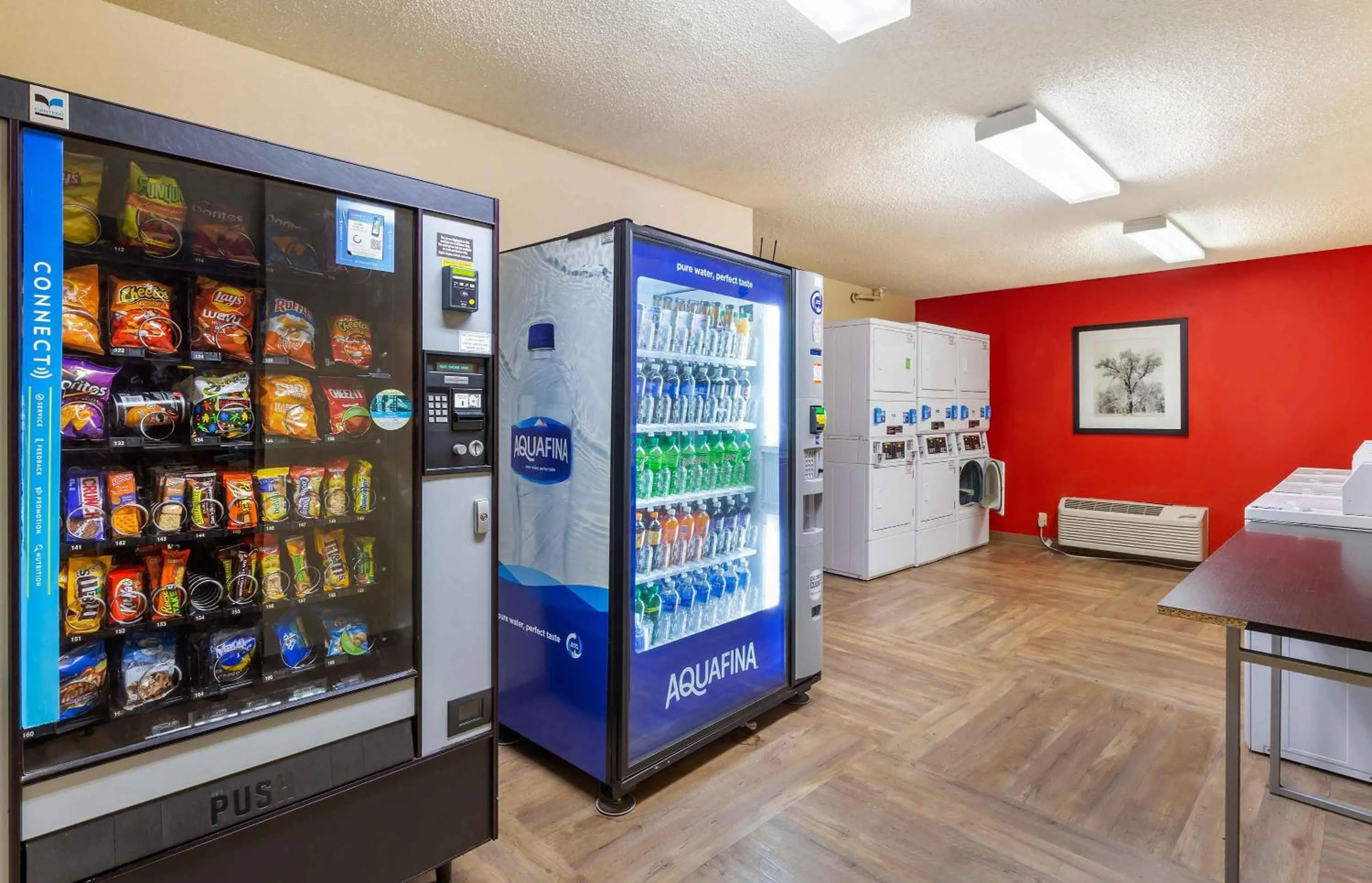 Property building in Extended Stay America Suites - Raleigh - Midtown