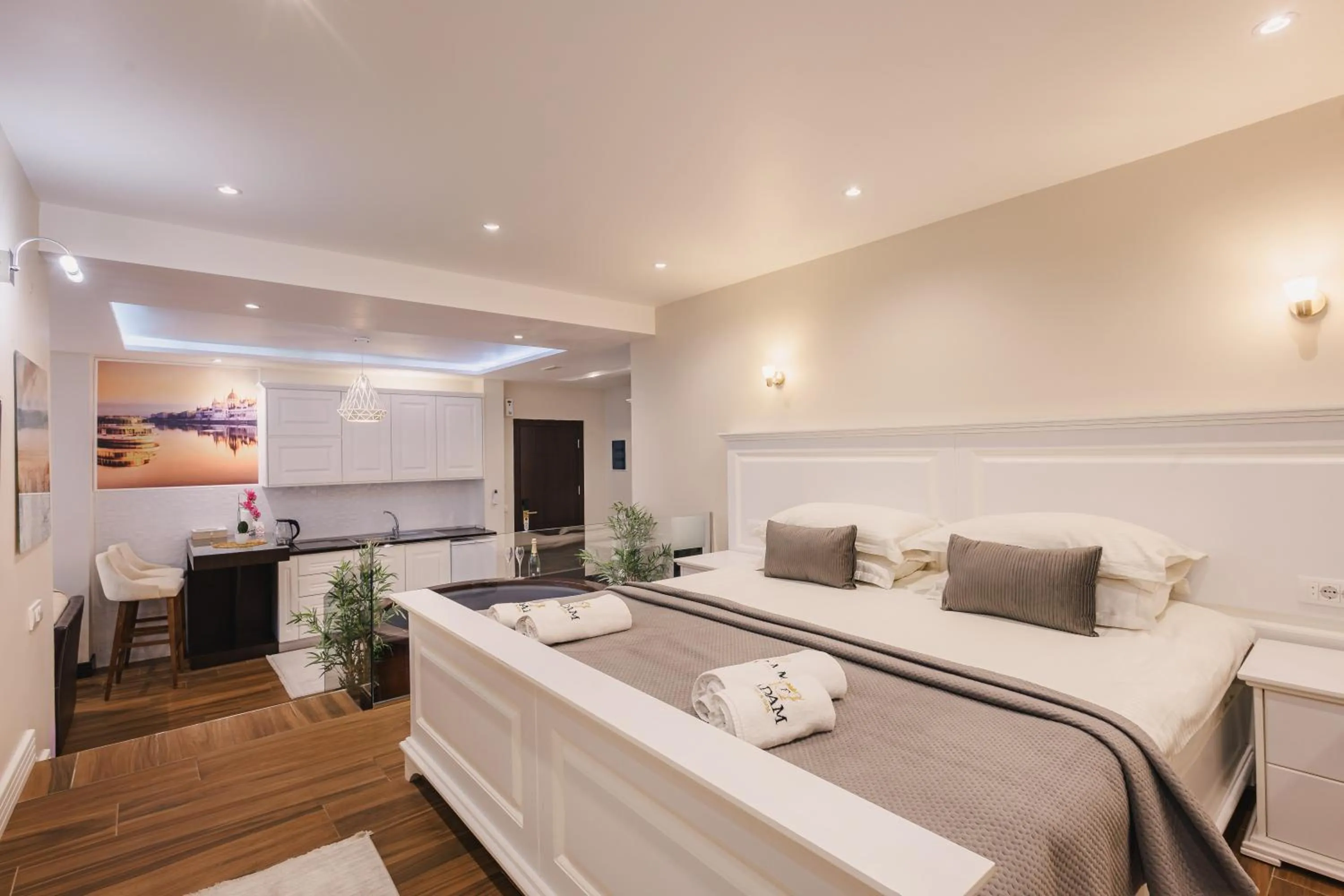 Bed in Padam Hotel & SPA