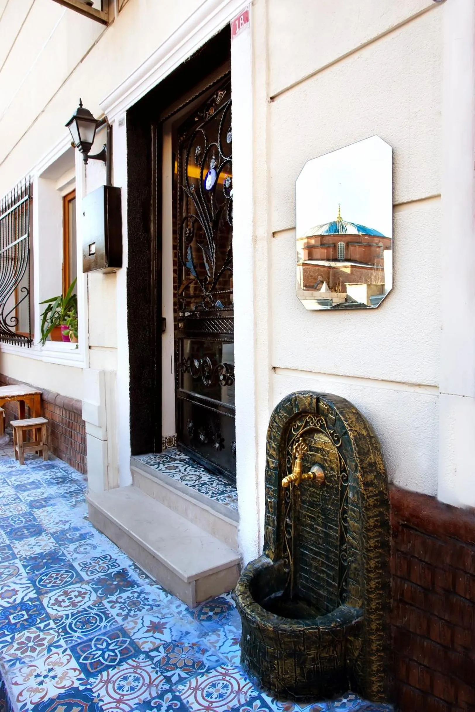 Facade/entrance in Sofia Corner Hotel