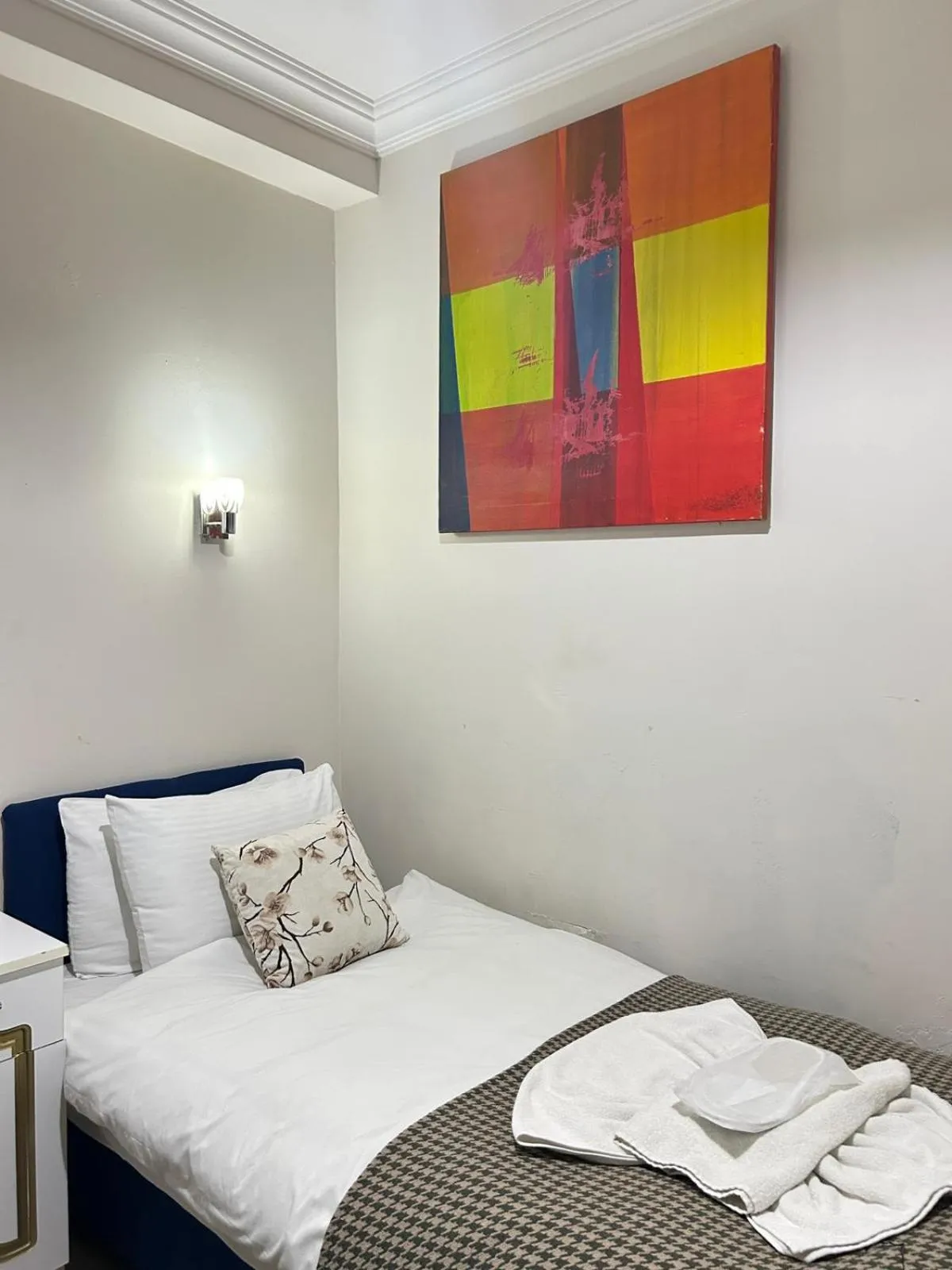 Bed in Sofia Corner Hotel