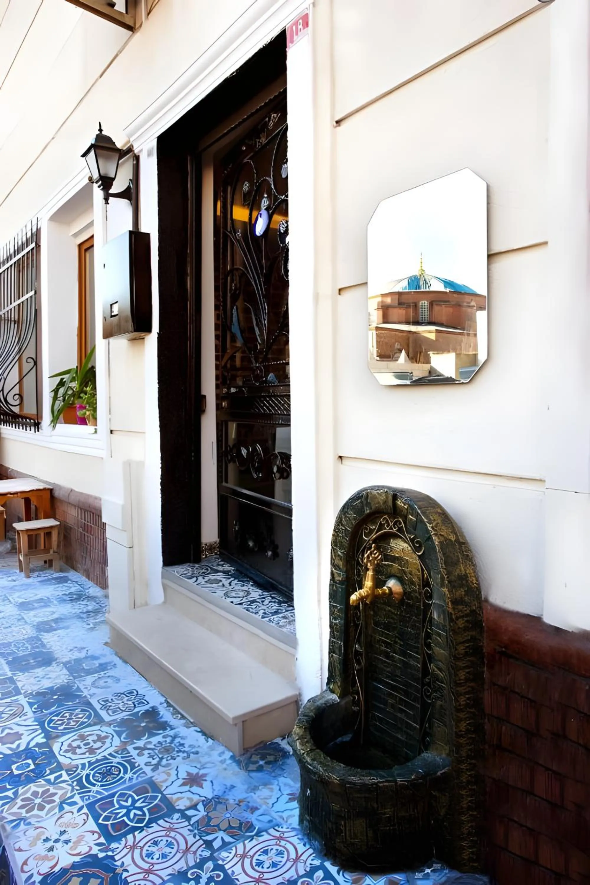 Facade/entrance in Sofia Corner Hotel