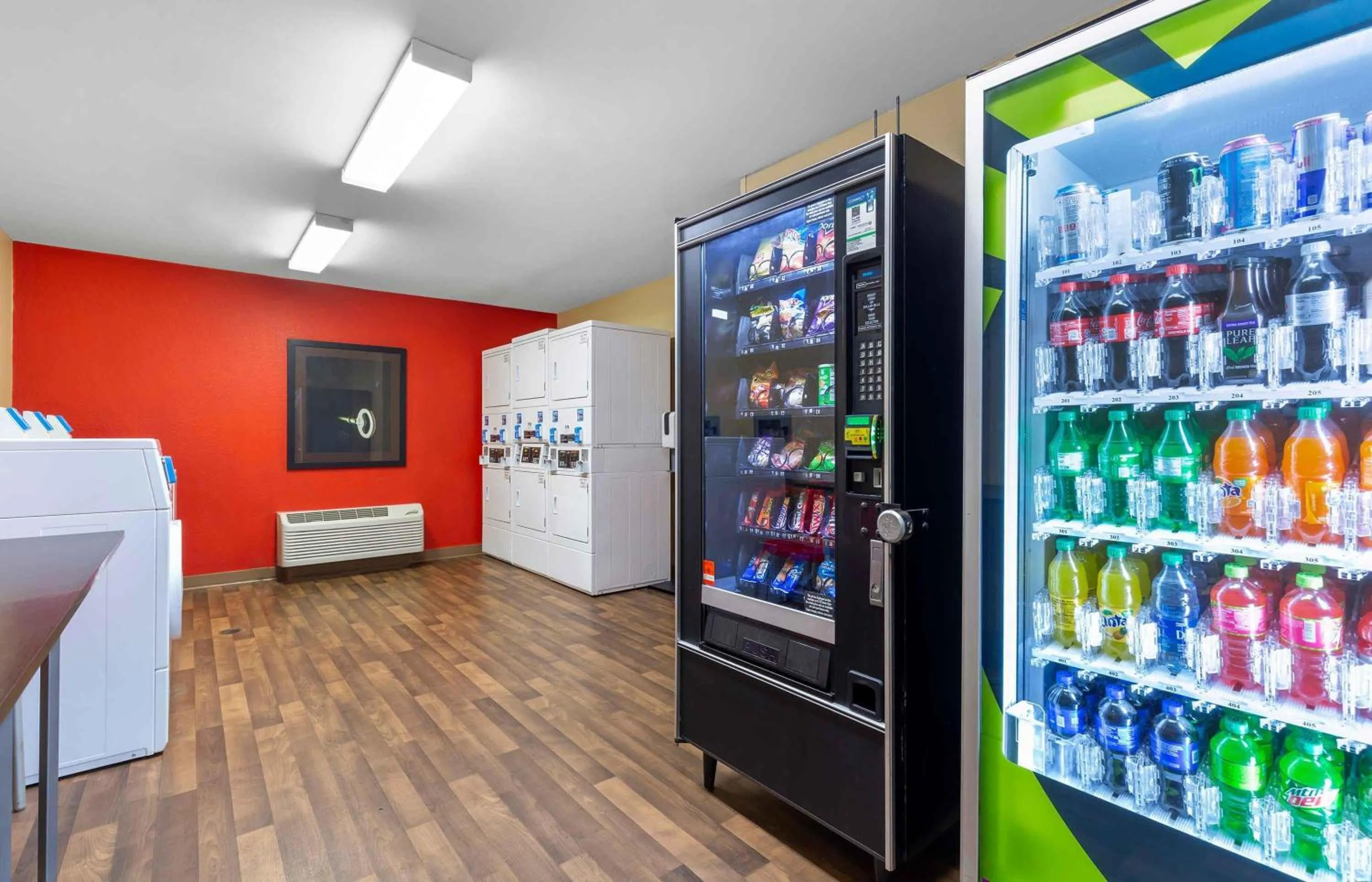 Property building in Extended Stay America Suites - Baltimore - Timonium