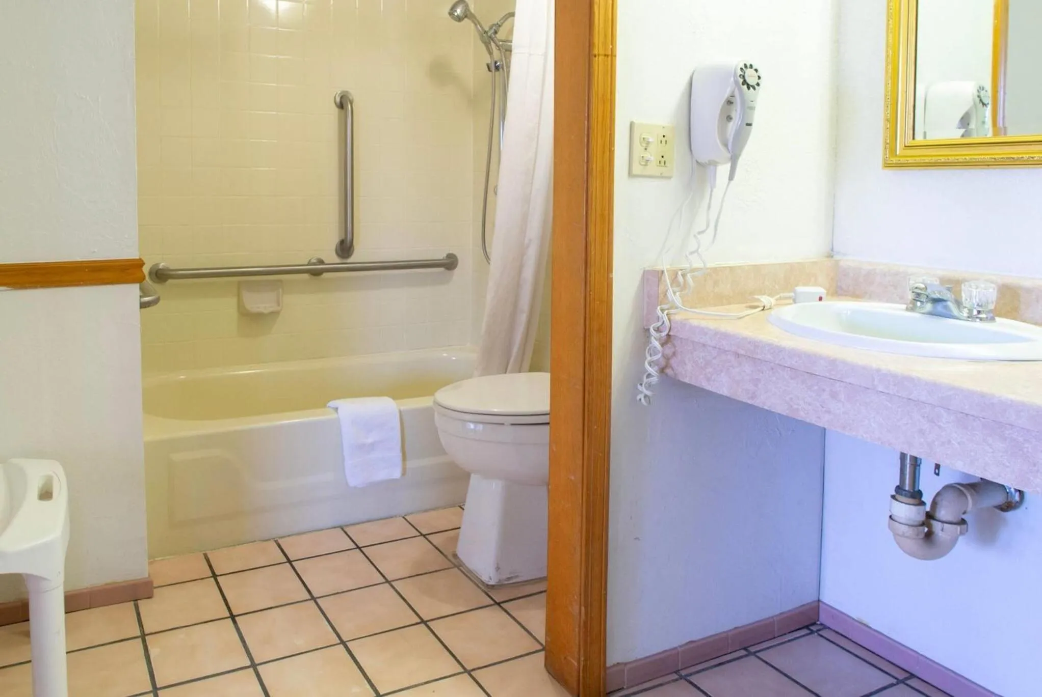 Bathroom in Days Inn by Wyndham Clinton