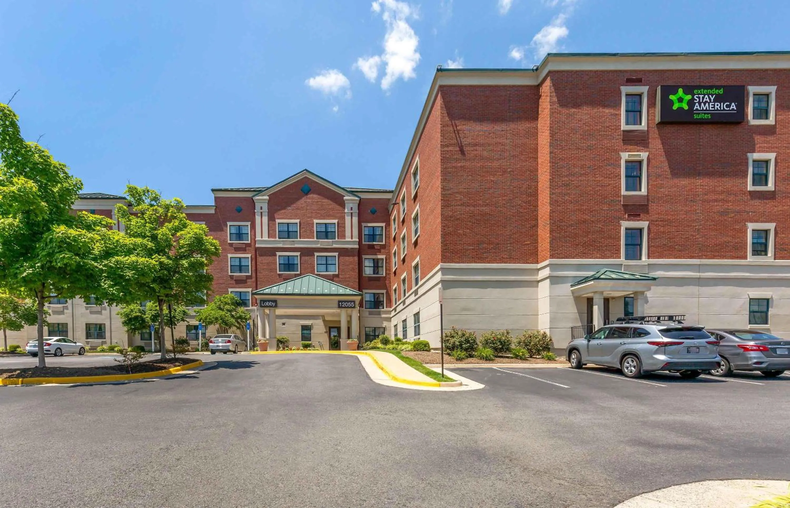 Property building in Extended Stay America Suites - Washington, DC - Fairfax - Fair Oaks Mall