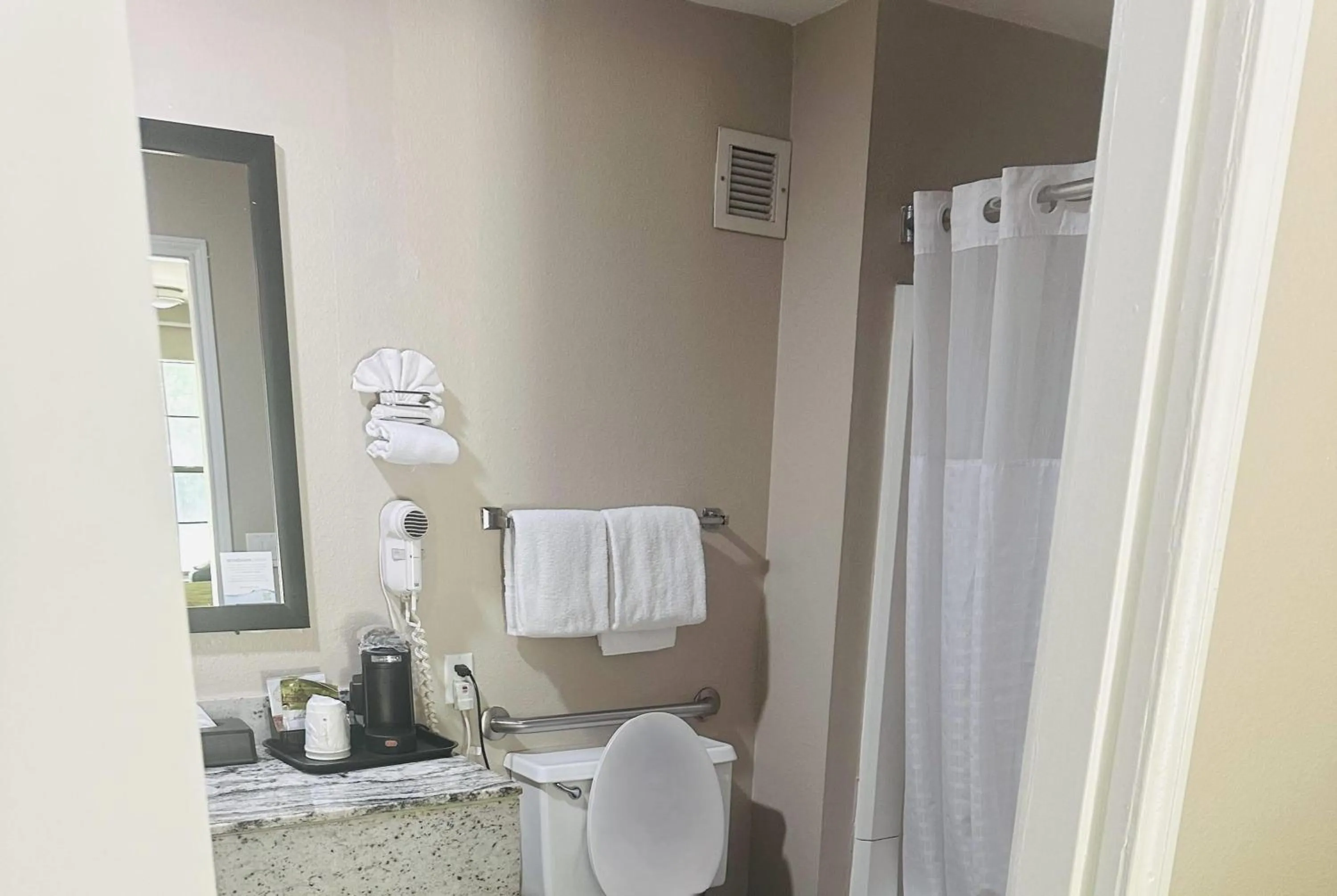 Bathroom in Super 8 by Wyndham Bossier City/Shreveport Area