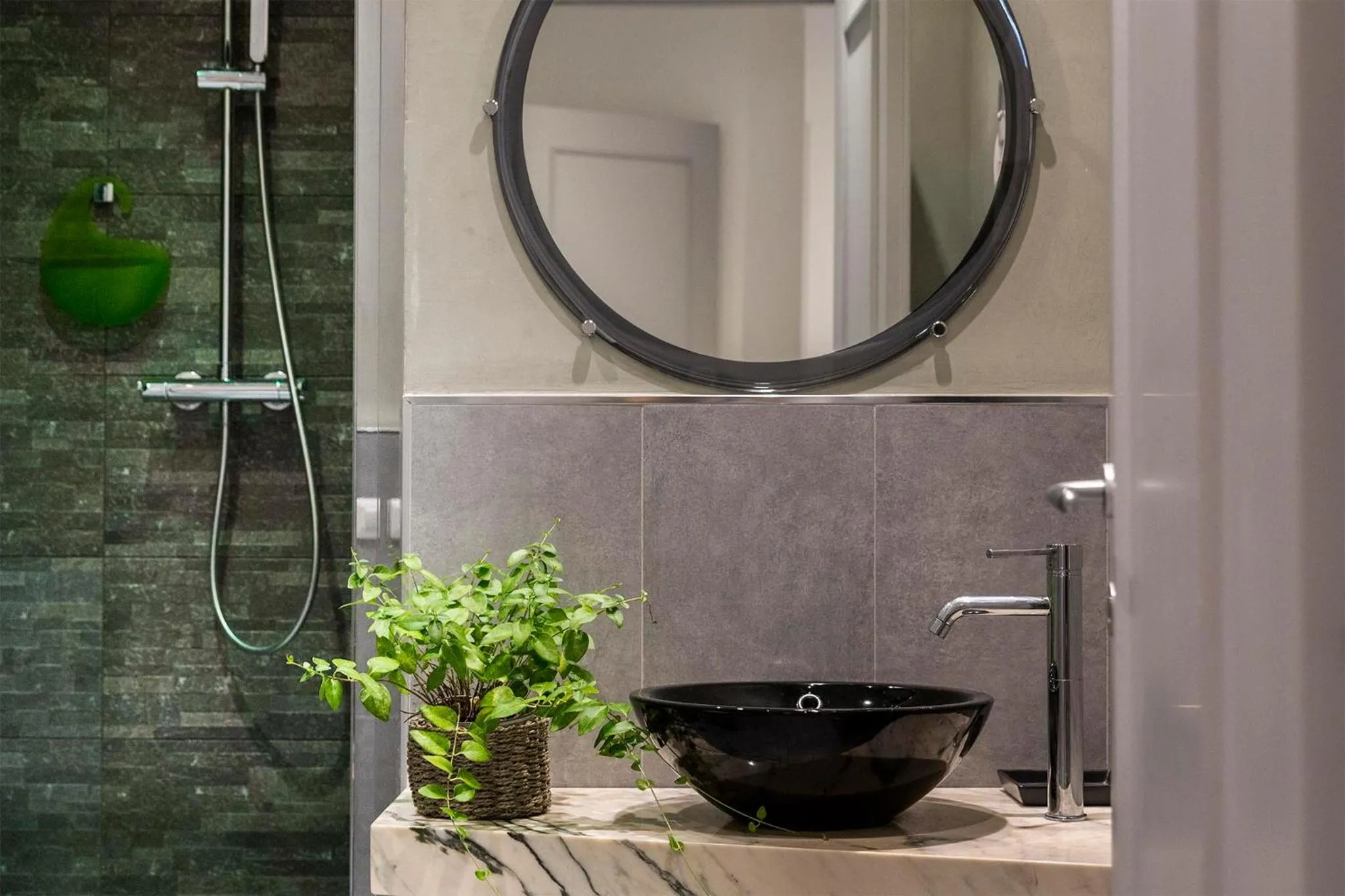 Bathroom in Dulcis In Vatican b&b