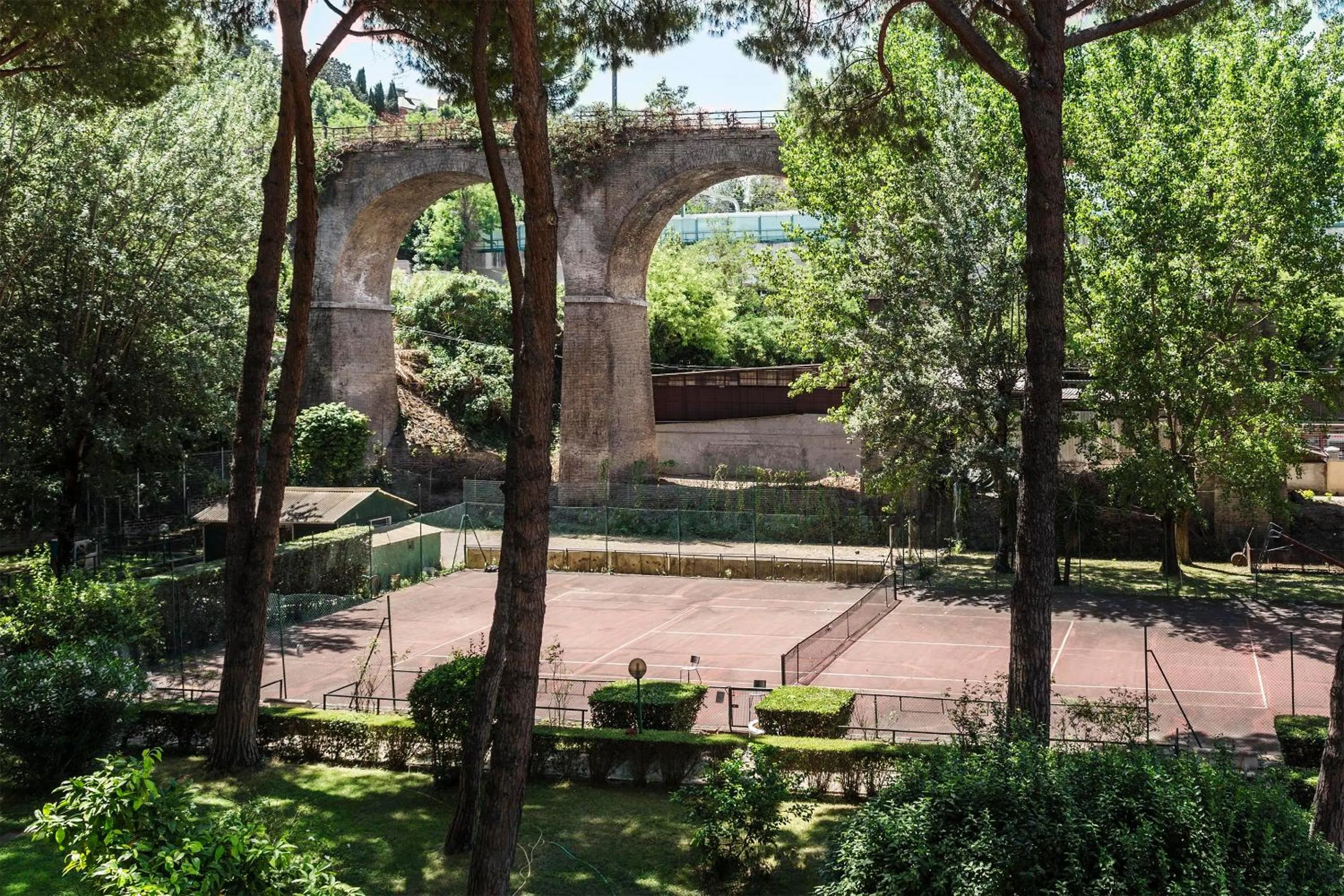 Garden in Dulcis In Vatican b&b