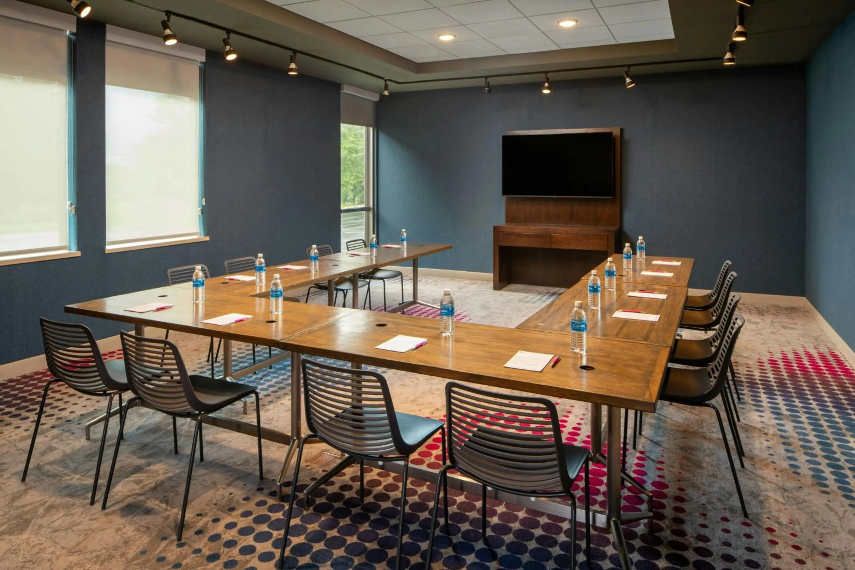 Meeting/conference room in aloft Green Bay