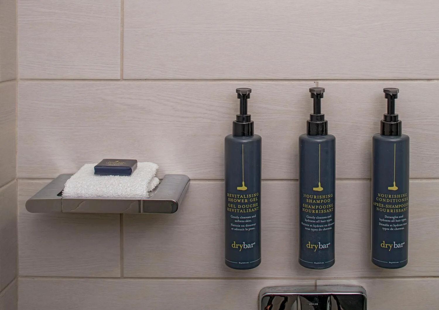 Property building in aloft Green Bay