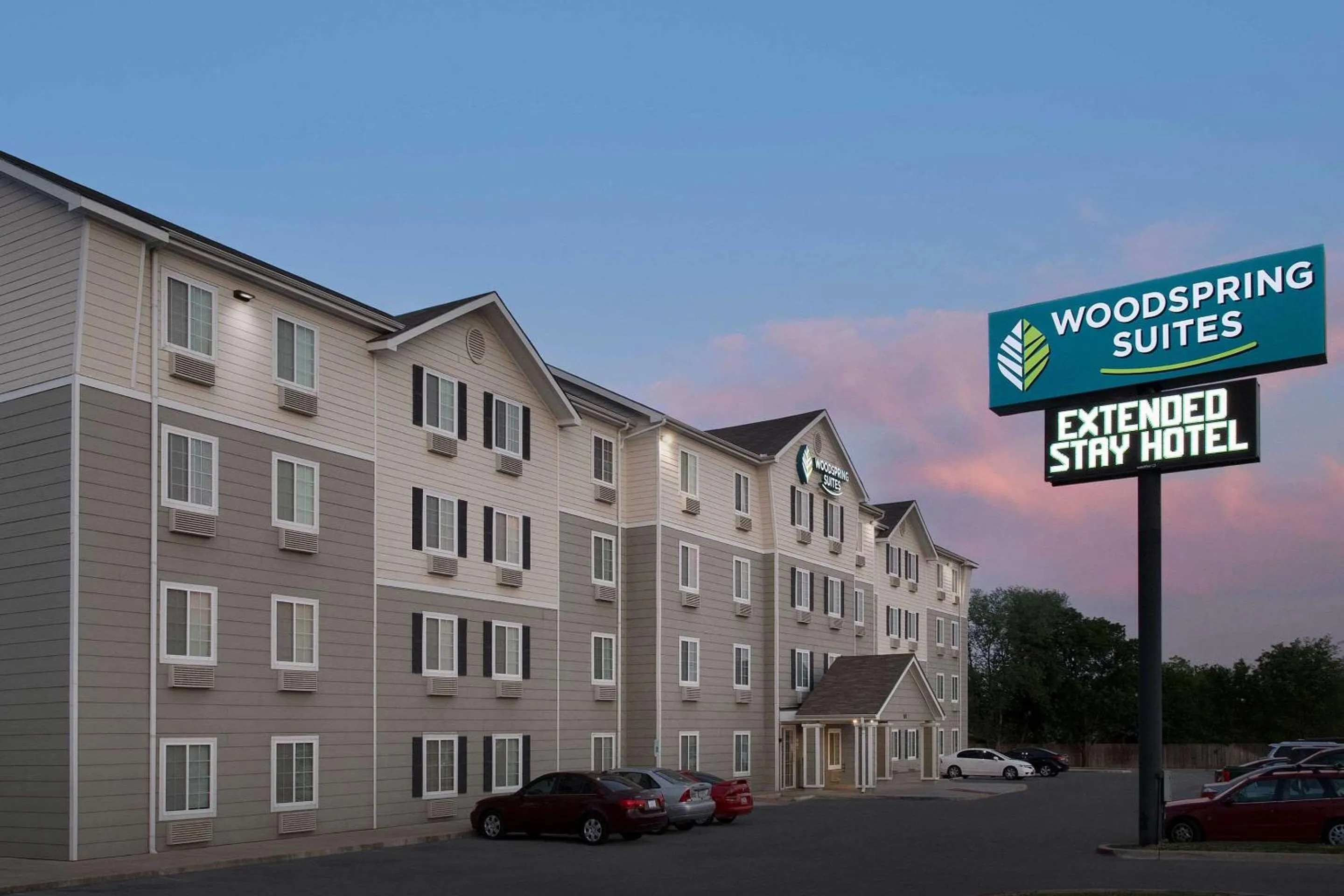 Property building in WoodSpring Suites Killeen