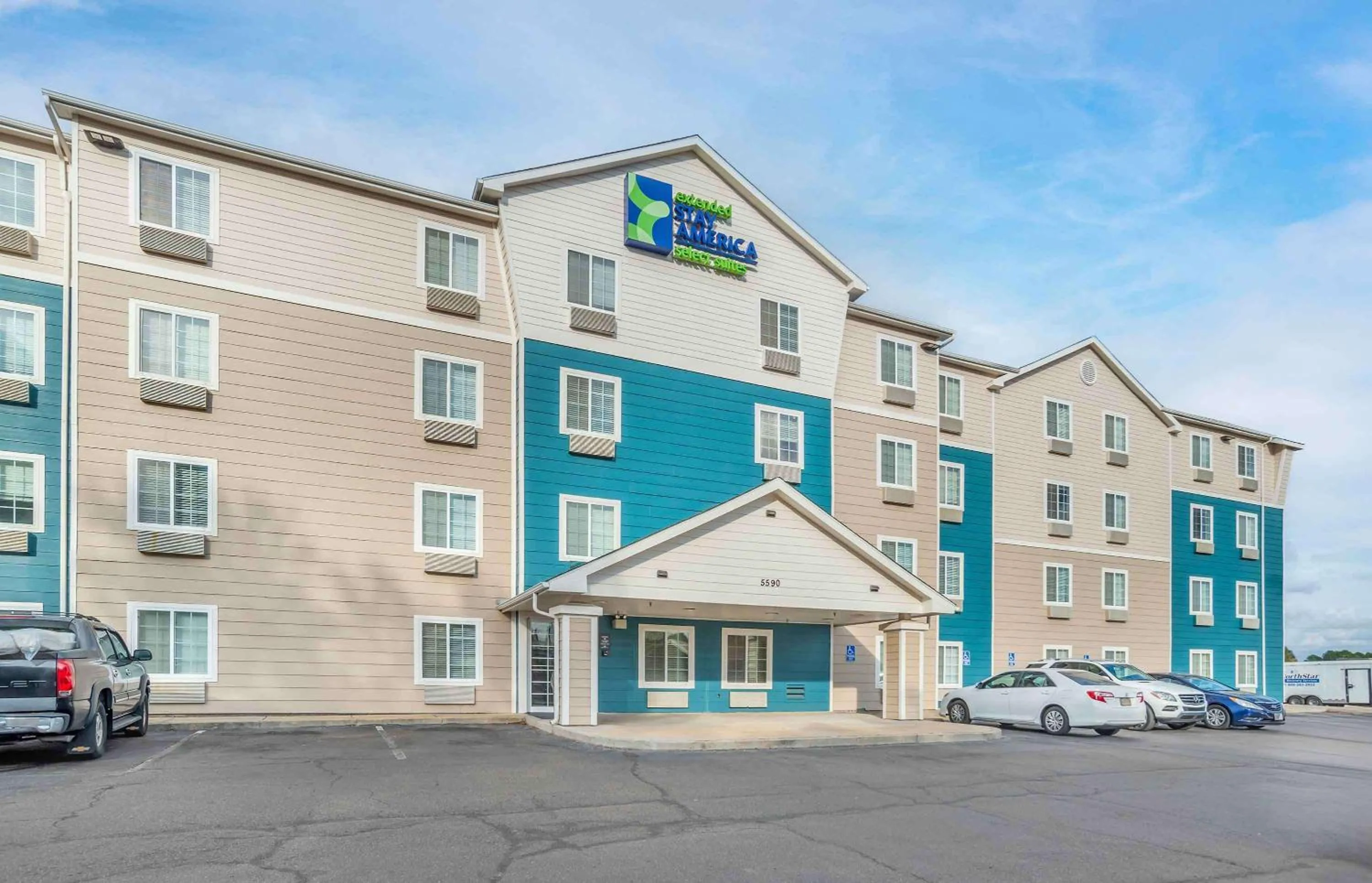 Property building in Extended Stay America Select Suites - Jackson - South