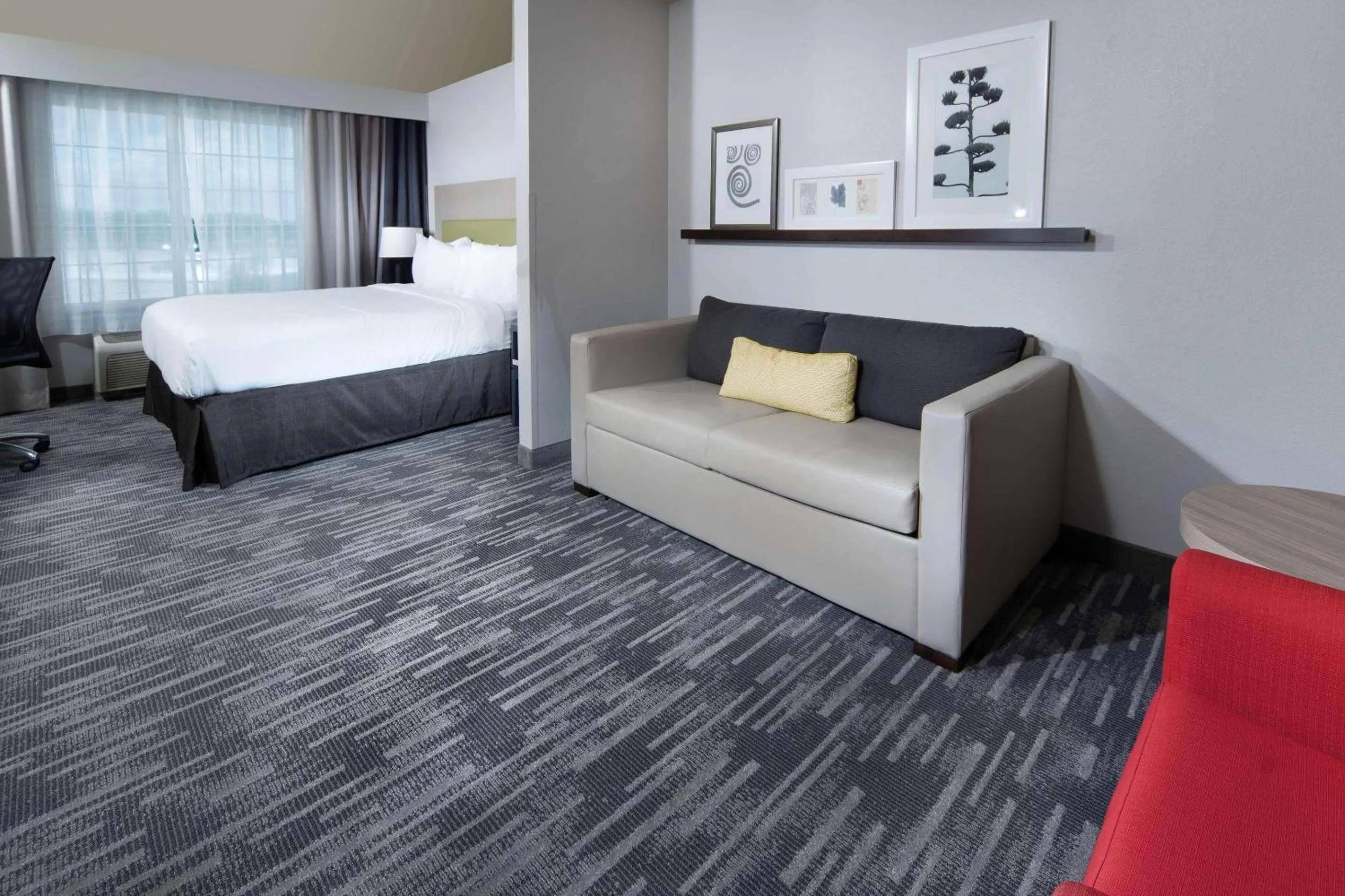 Bedroom, Bed in Country Inn & Suites by Radisson, Rocky Mount, NC