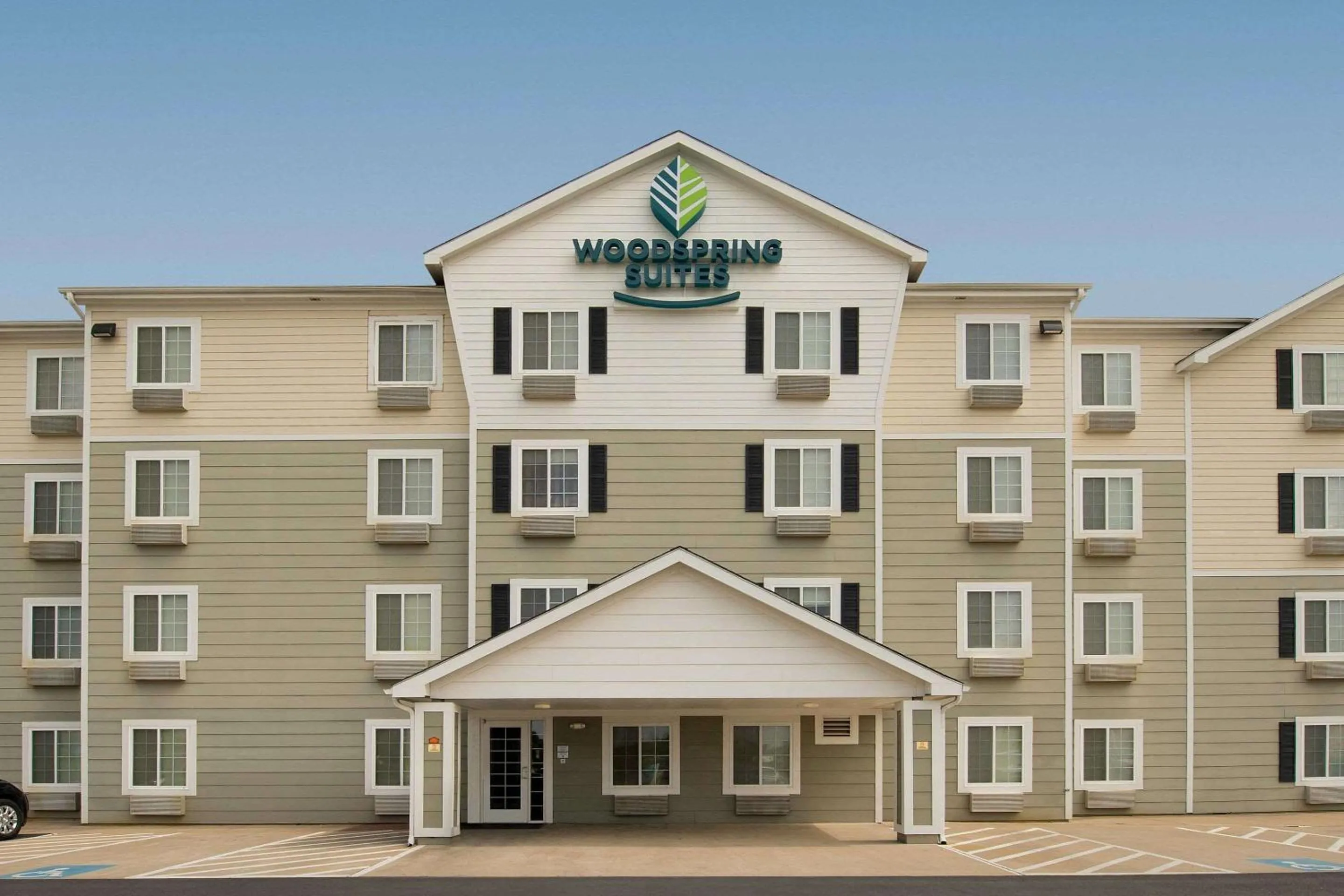 Property building in WoodSpring Suites Waco near University