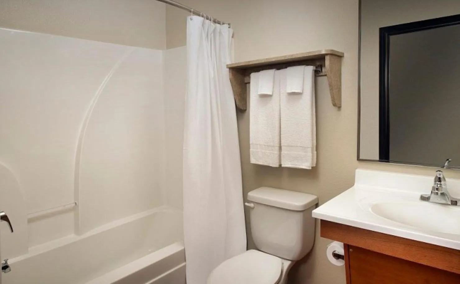 Bathroom in WoodSpring Suites Waco near University