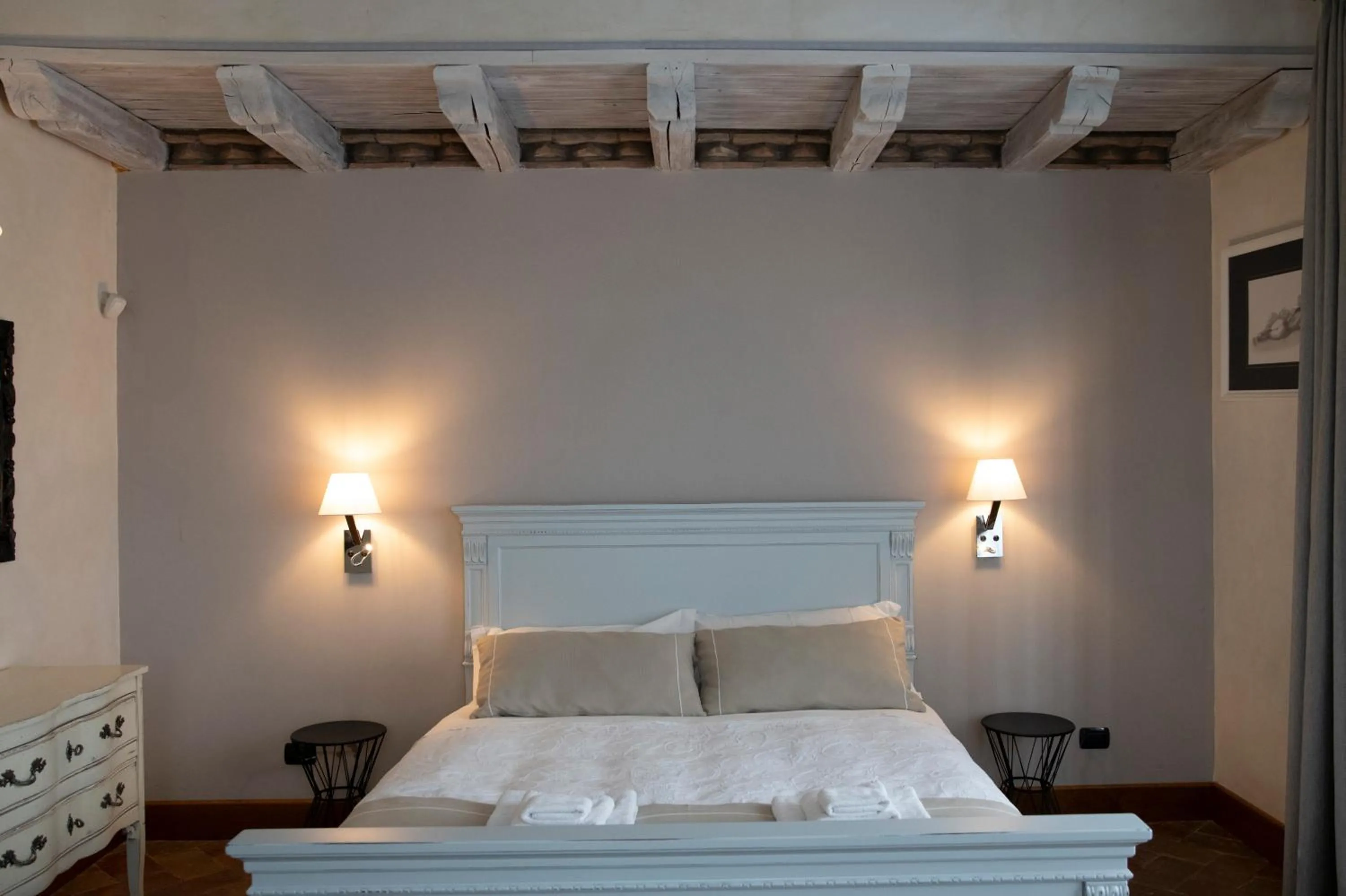 Bed in Villa Domus Petra