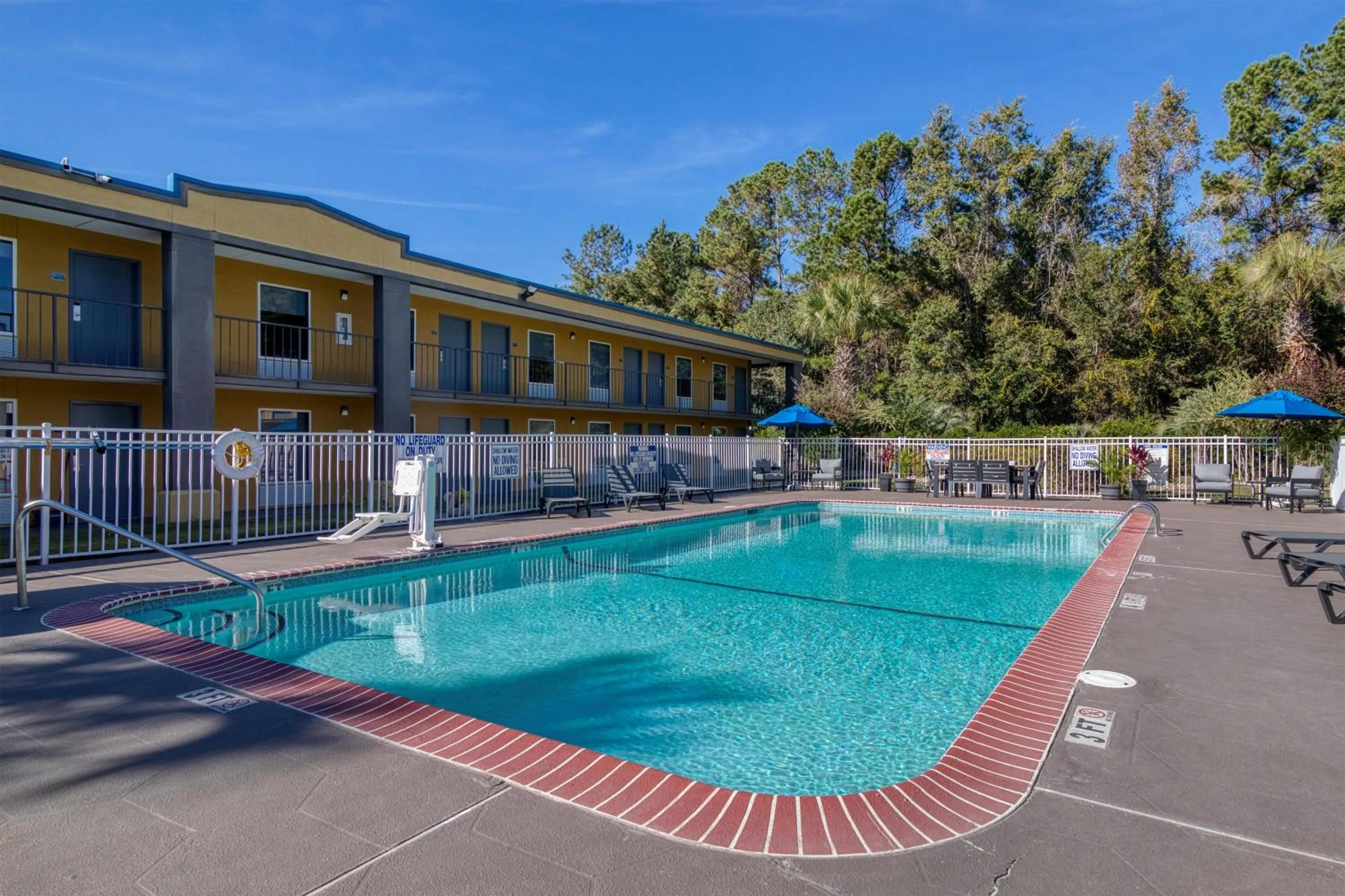 Pool view in Best Western Of Walterboro