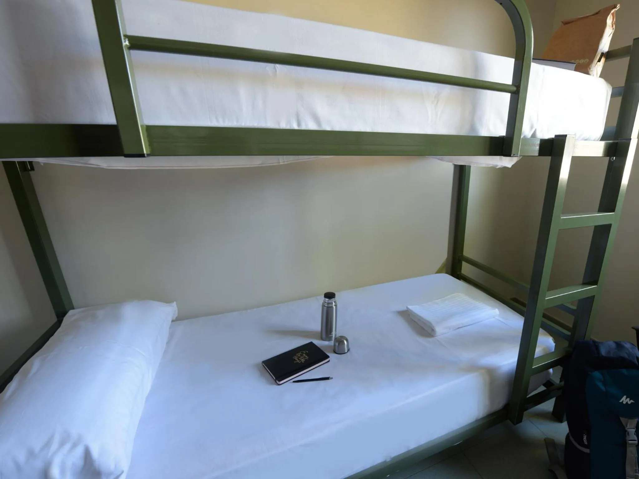 bunk bed, Bed in Albergue Monte Do Gozo